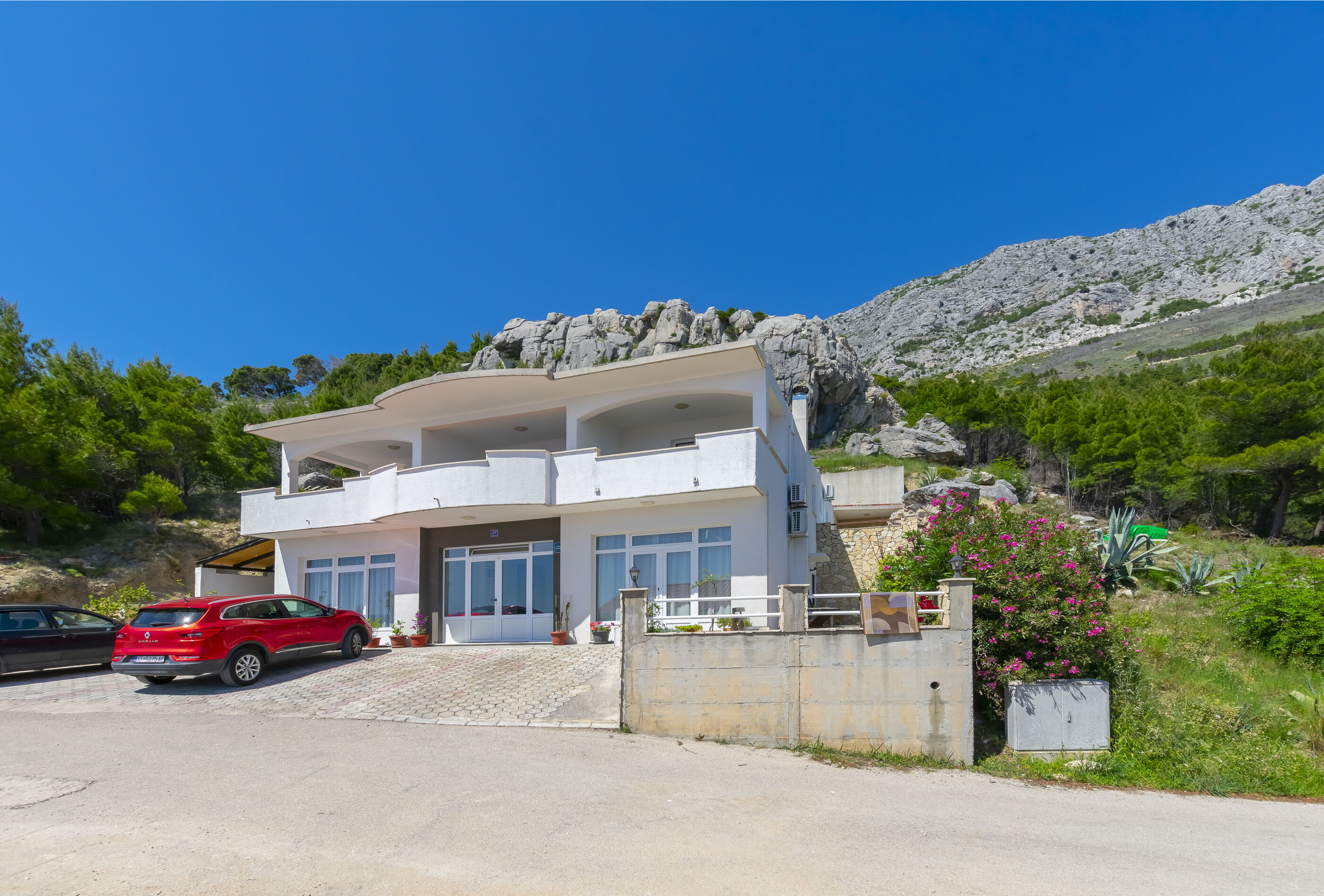 Apartments Horizont 101401-A2