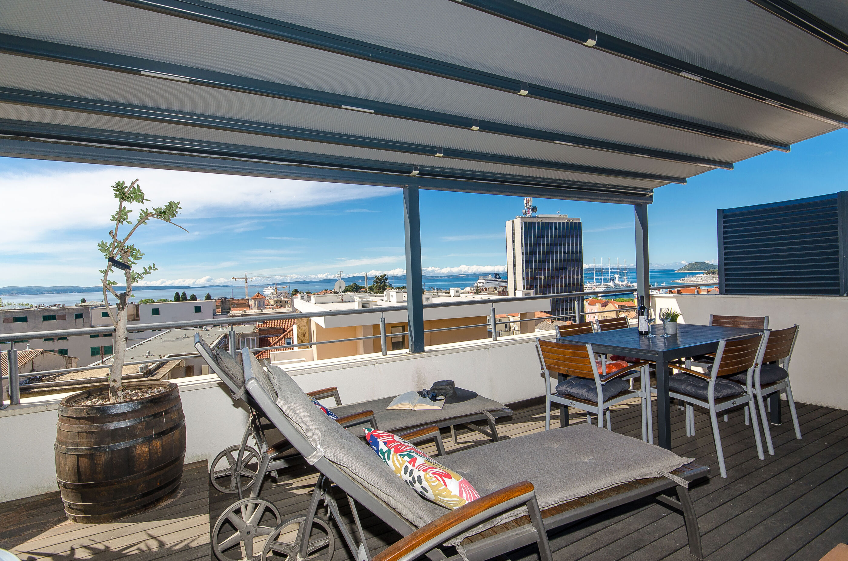 Apartment Jacuzzi Sky 101451-A1