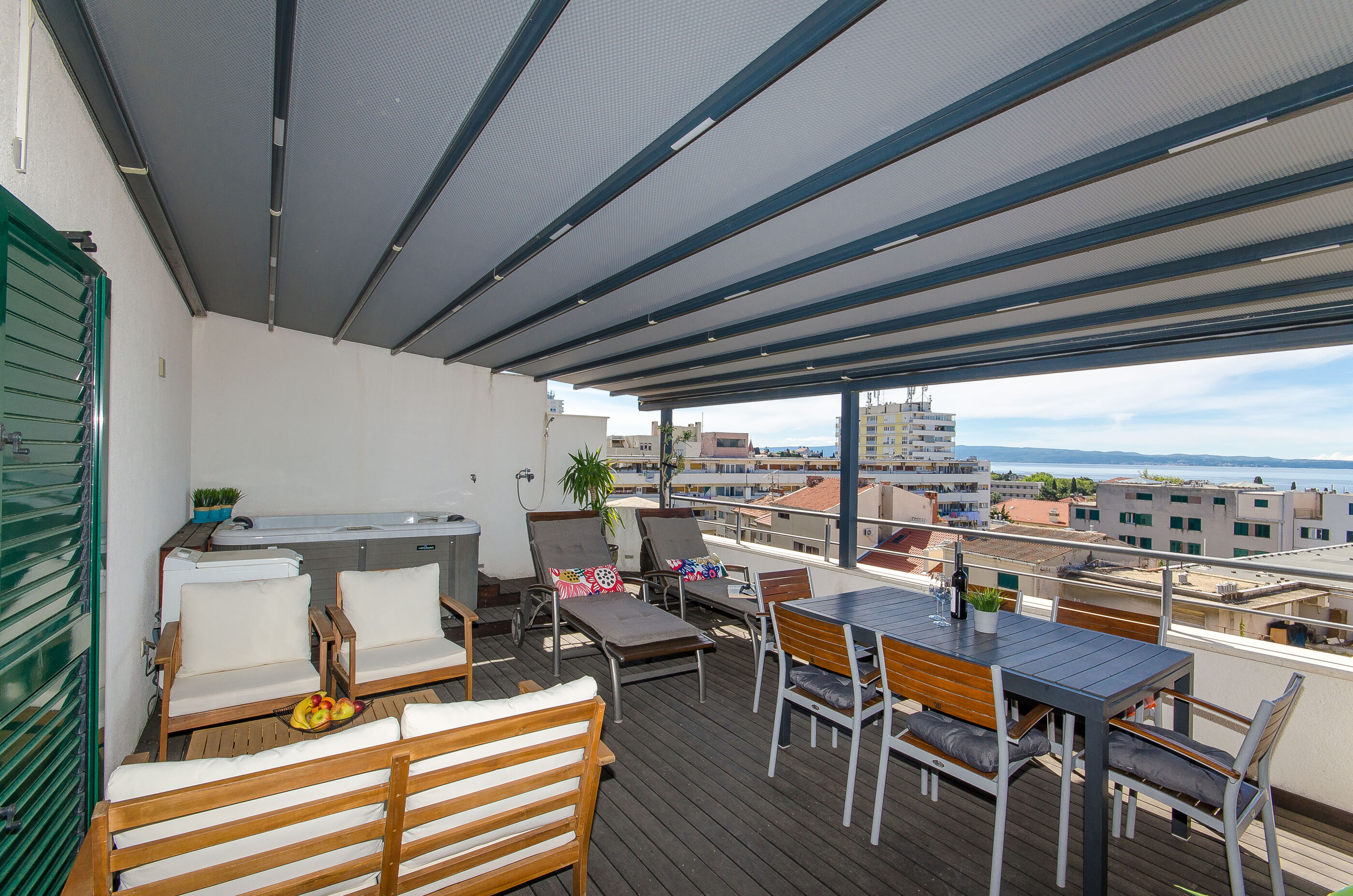 Apartment Jacuzzi Sky 101451-A1