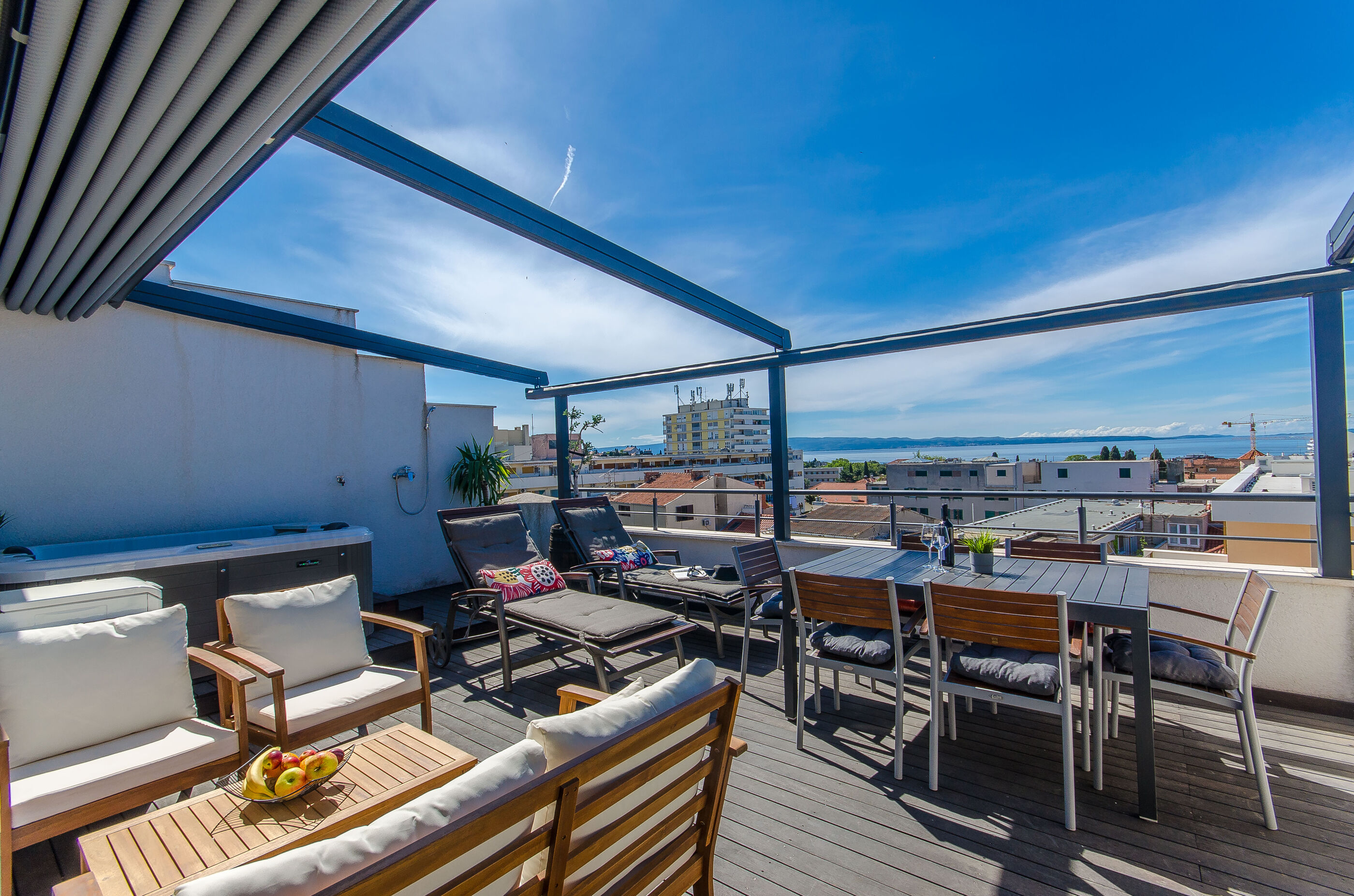 Apartment Jacuzzi Sky 101451-A1