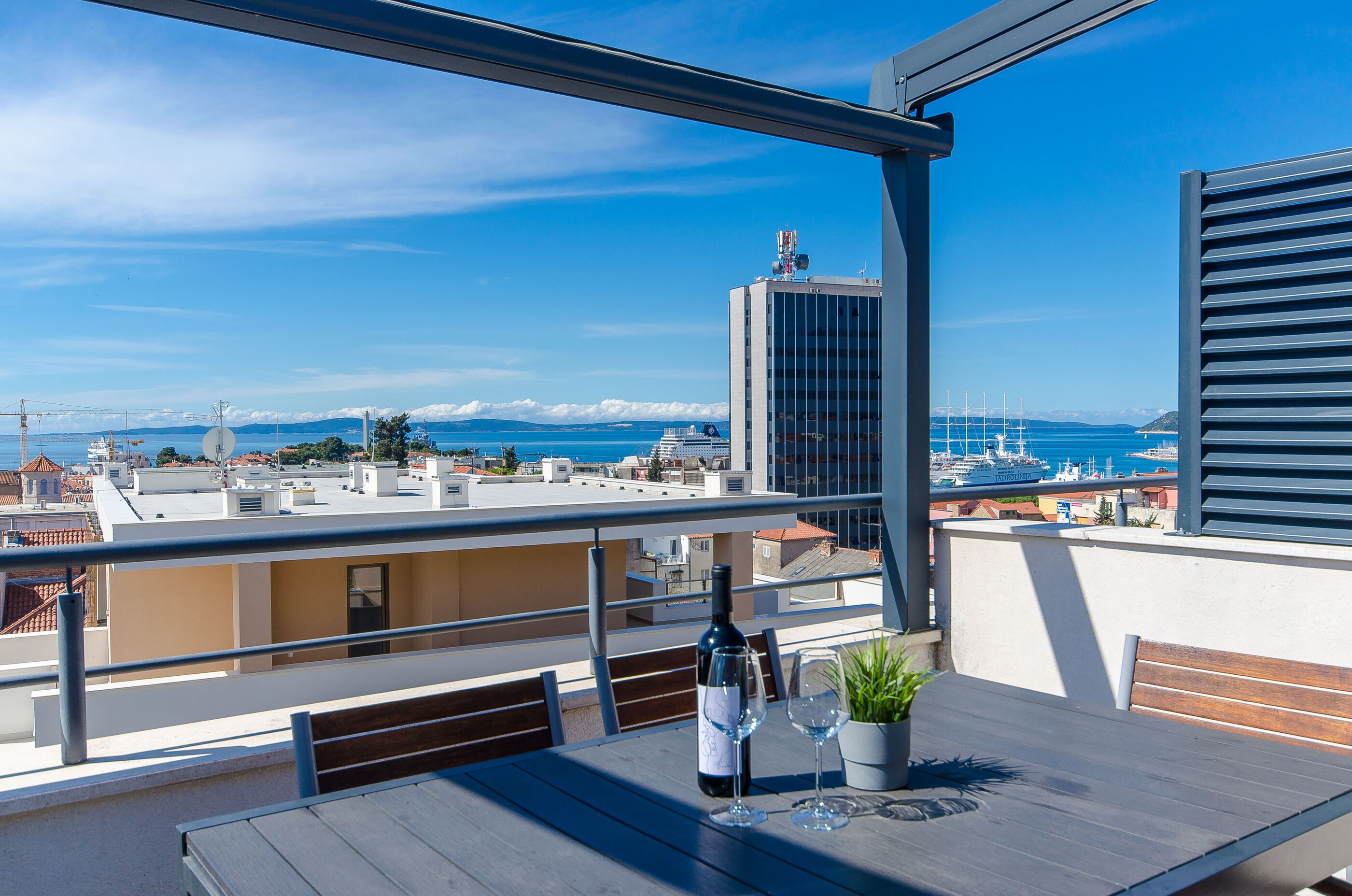 Apartment Jacuzzi Sky 101451-A1