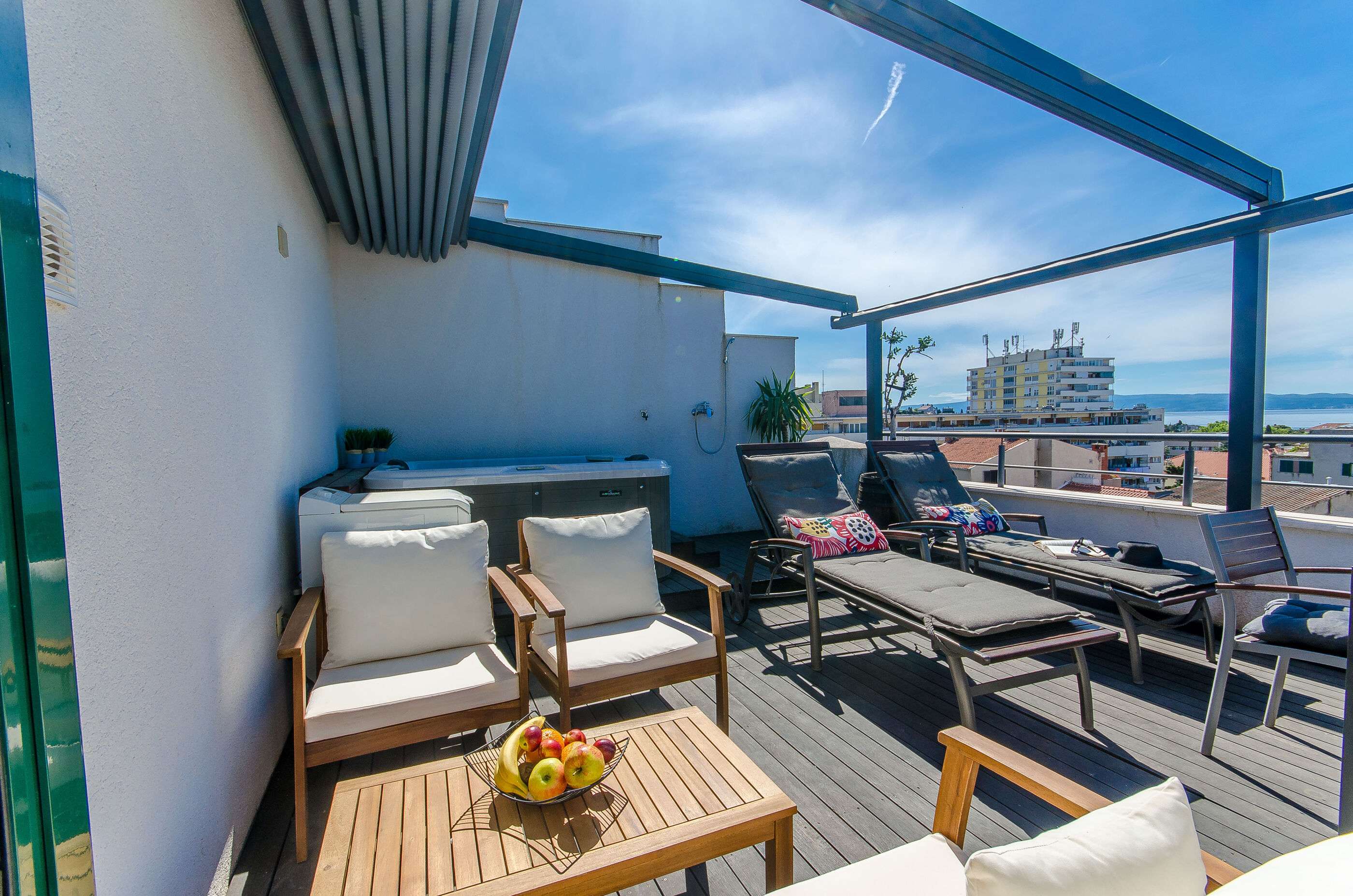 Apartment Jacuzzi Sky 101451-A1