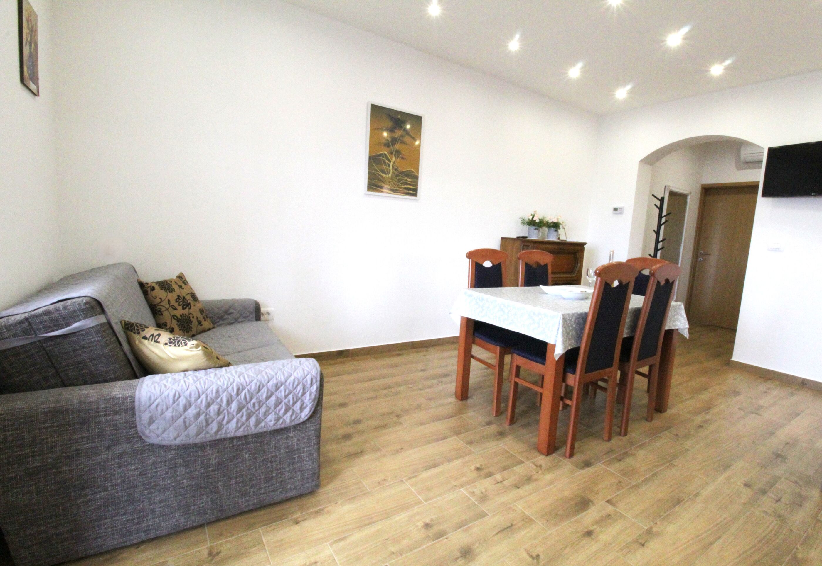 Apartment Tre pini 1 10132-A1