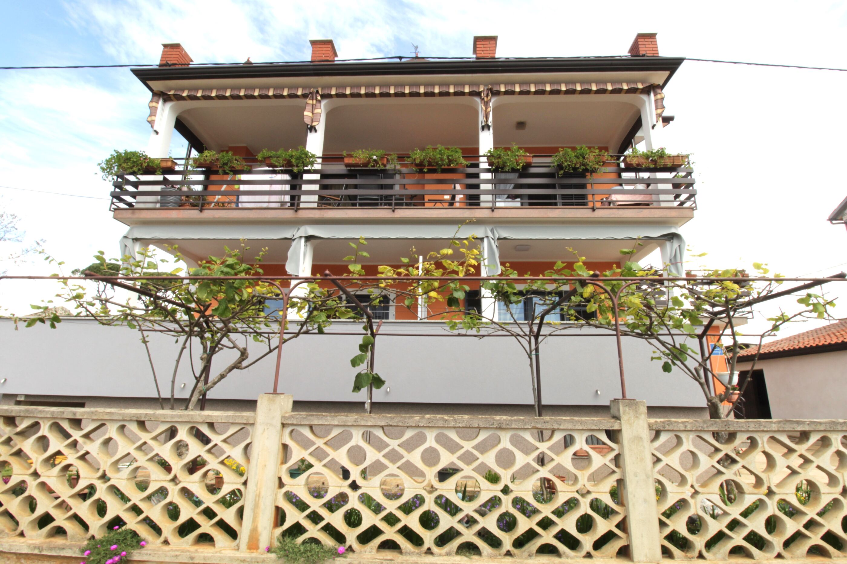 Apartment Tre pini 2 10133-A1