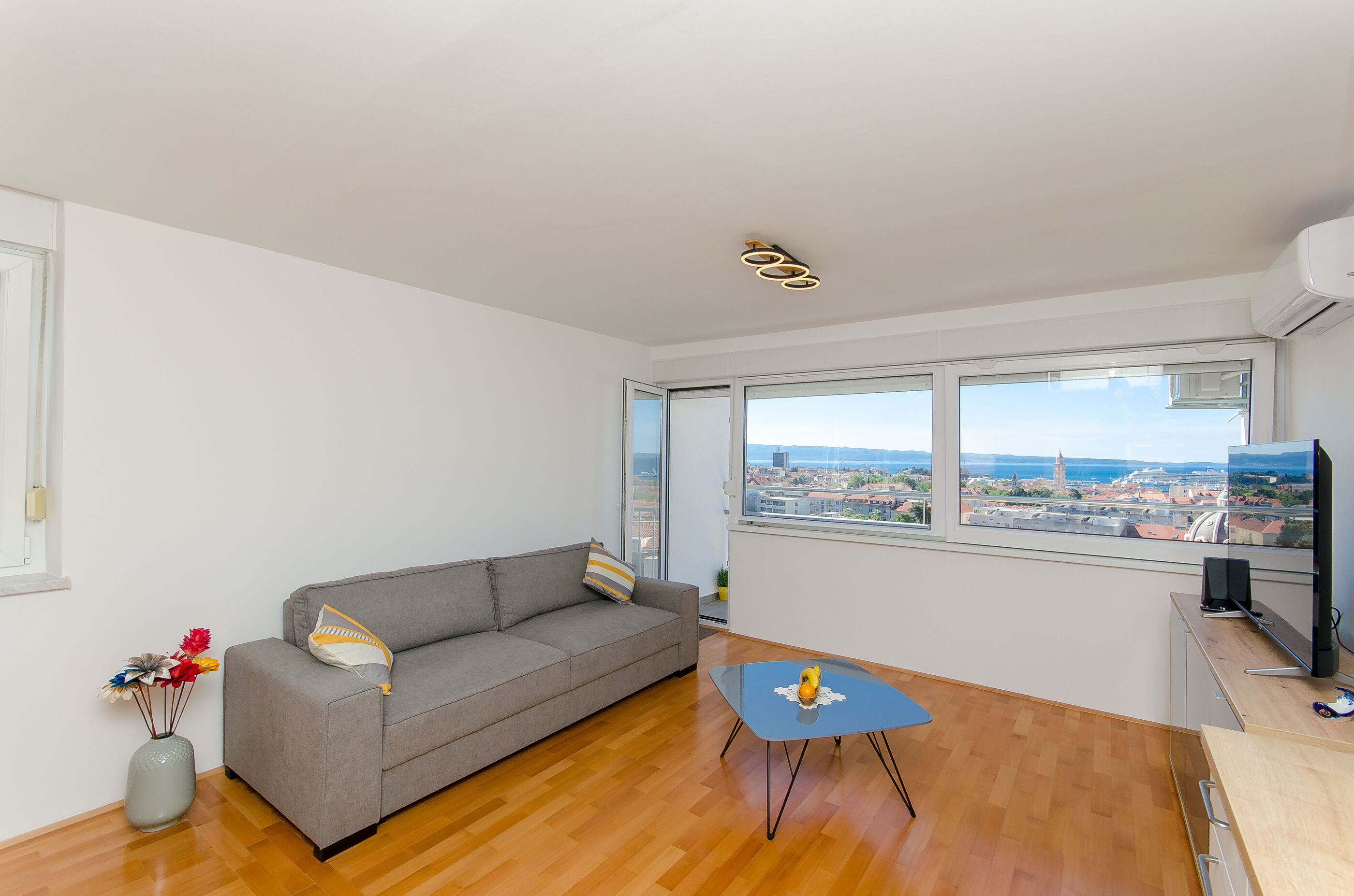 Apartments City View 101571-A1