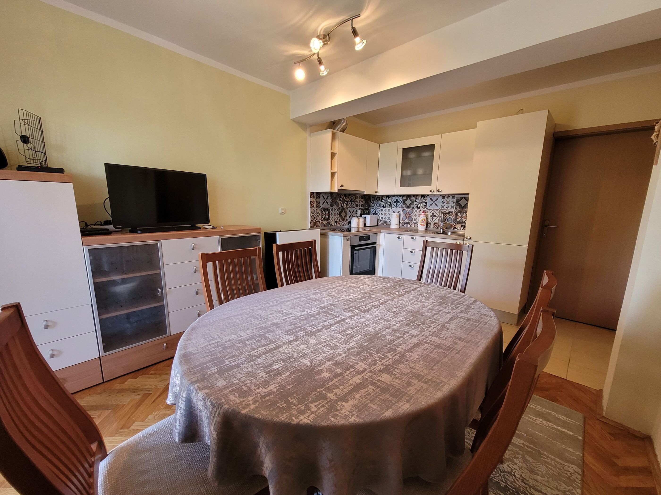 Apartment Kauric 62014-A1