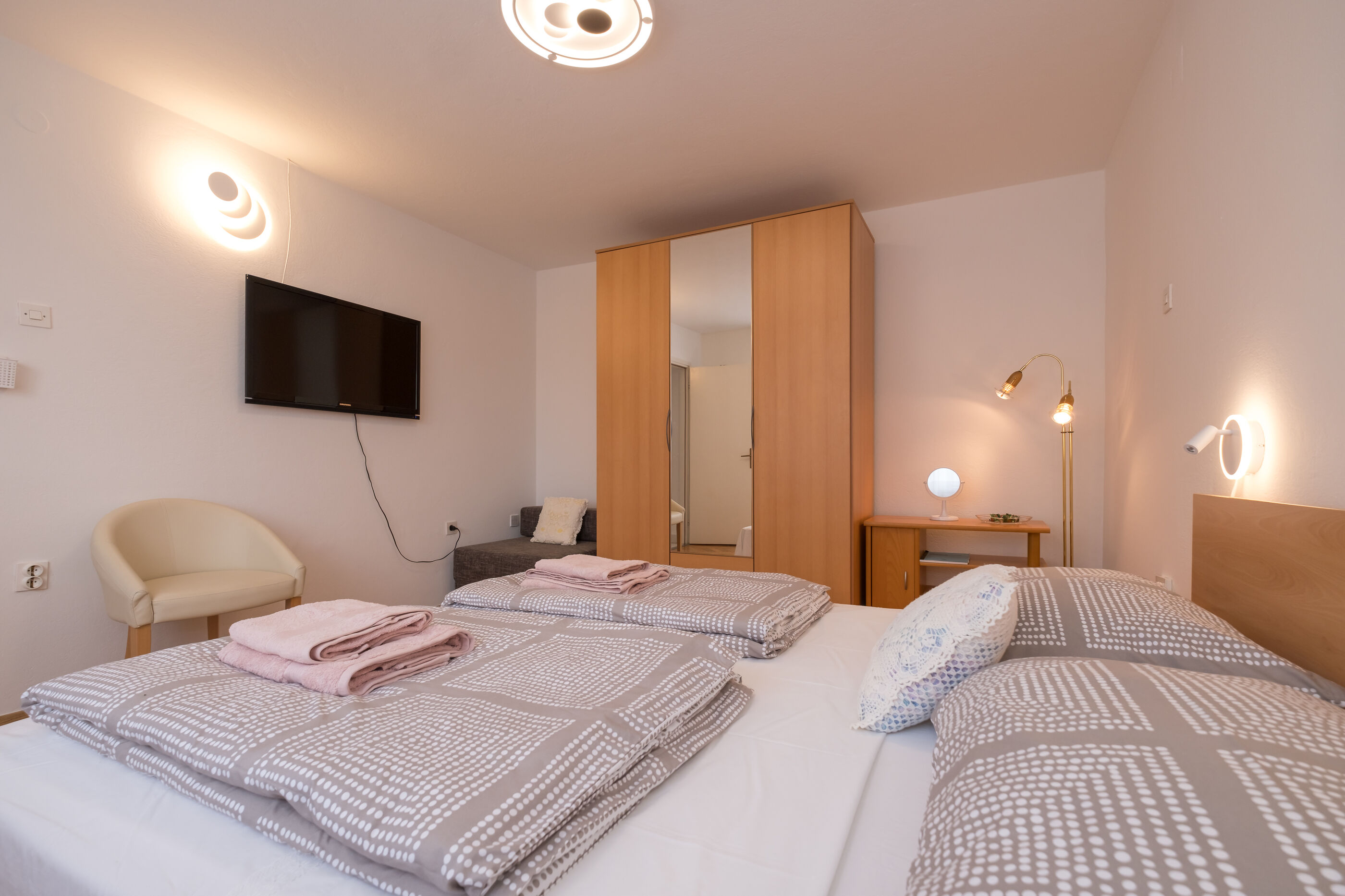 Apartment Perović 15551-A1
