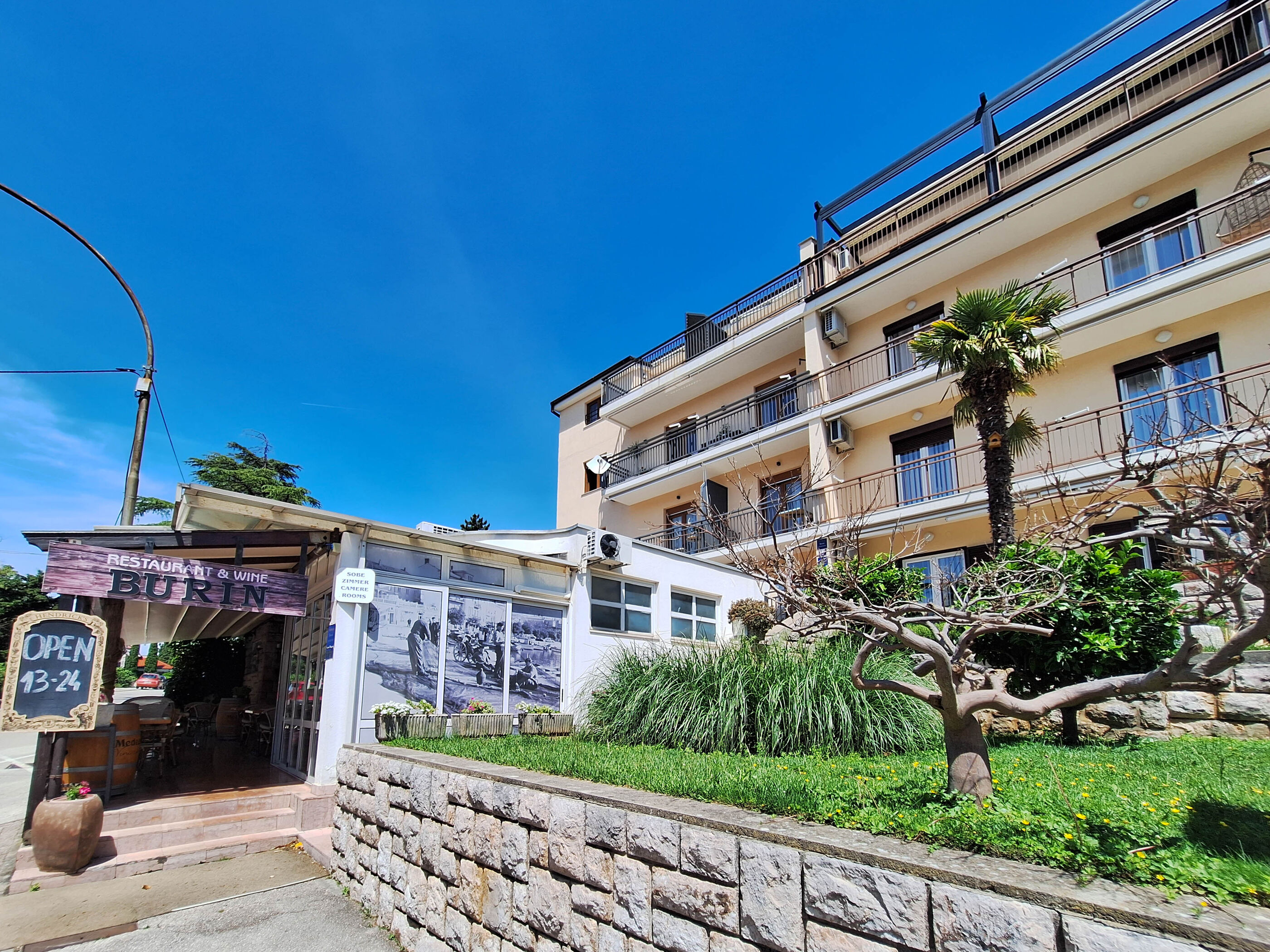 Apartment and Rooms Katunar 101381-S3