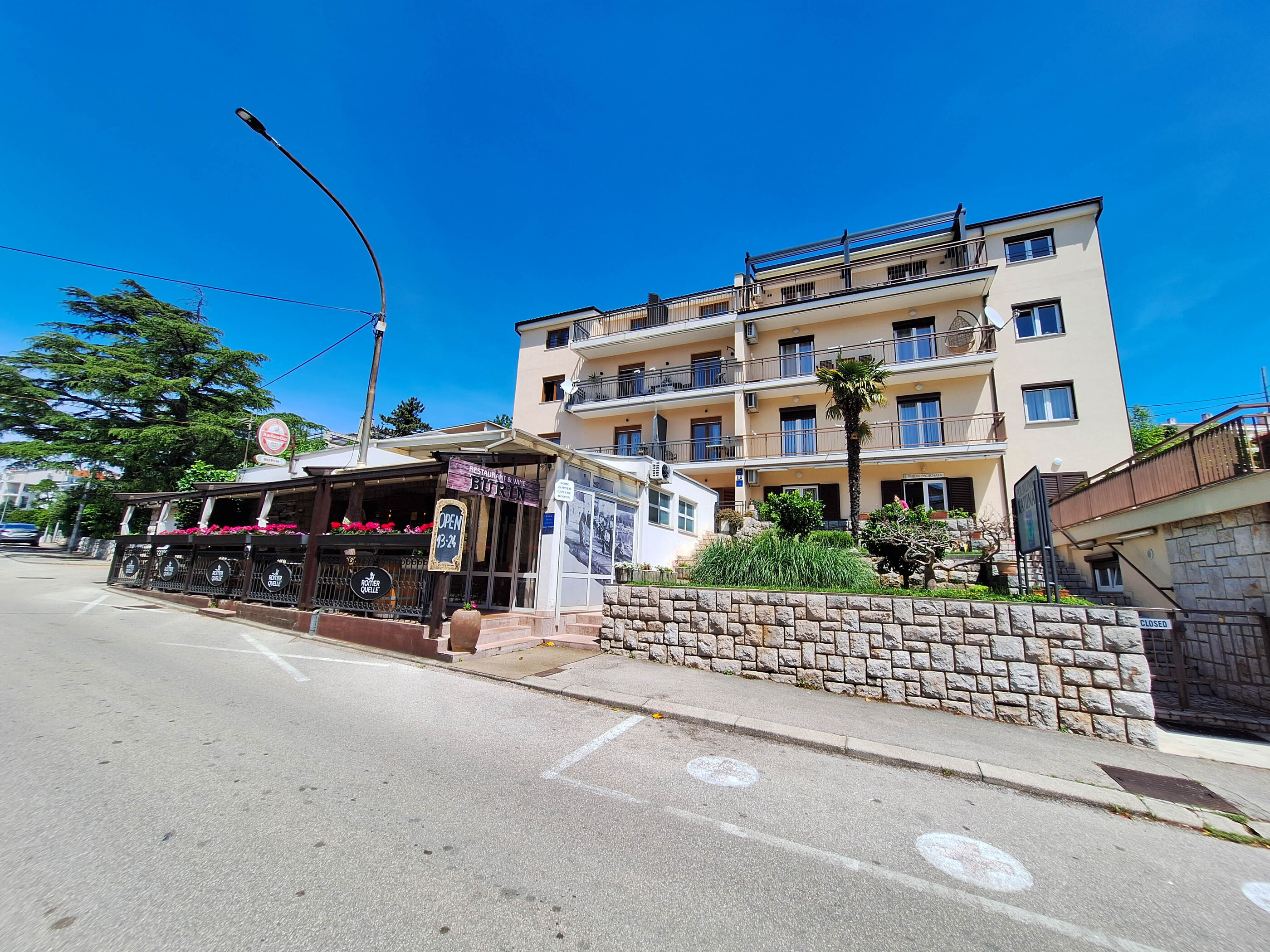 Apartment and Rooms Katunar 101381-S3