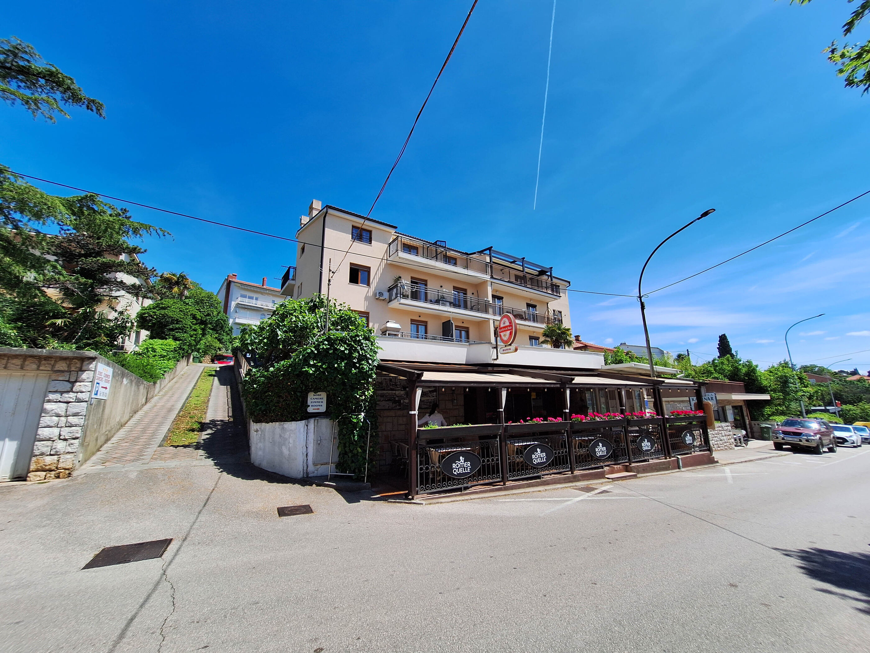 Apartment and Rooms Katunar 101381-S3