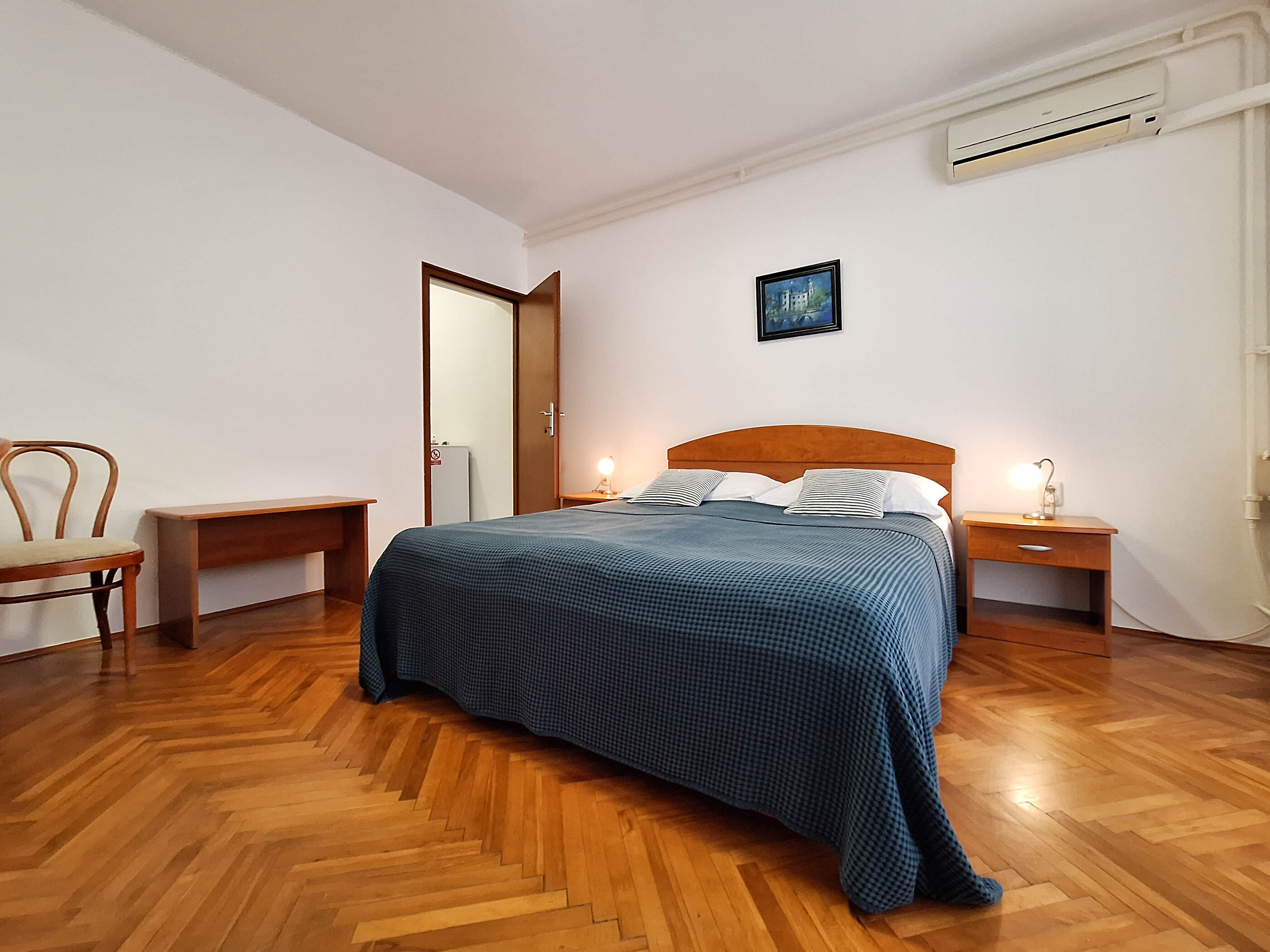 Apartment and Rooms Katunar 101381-S2