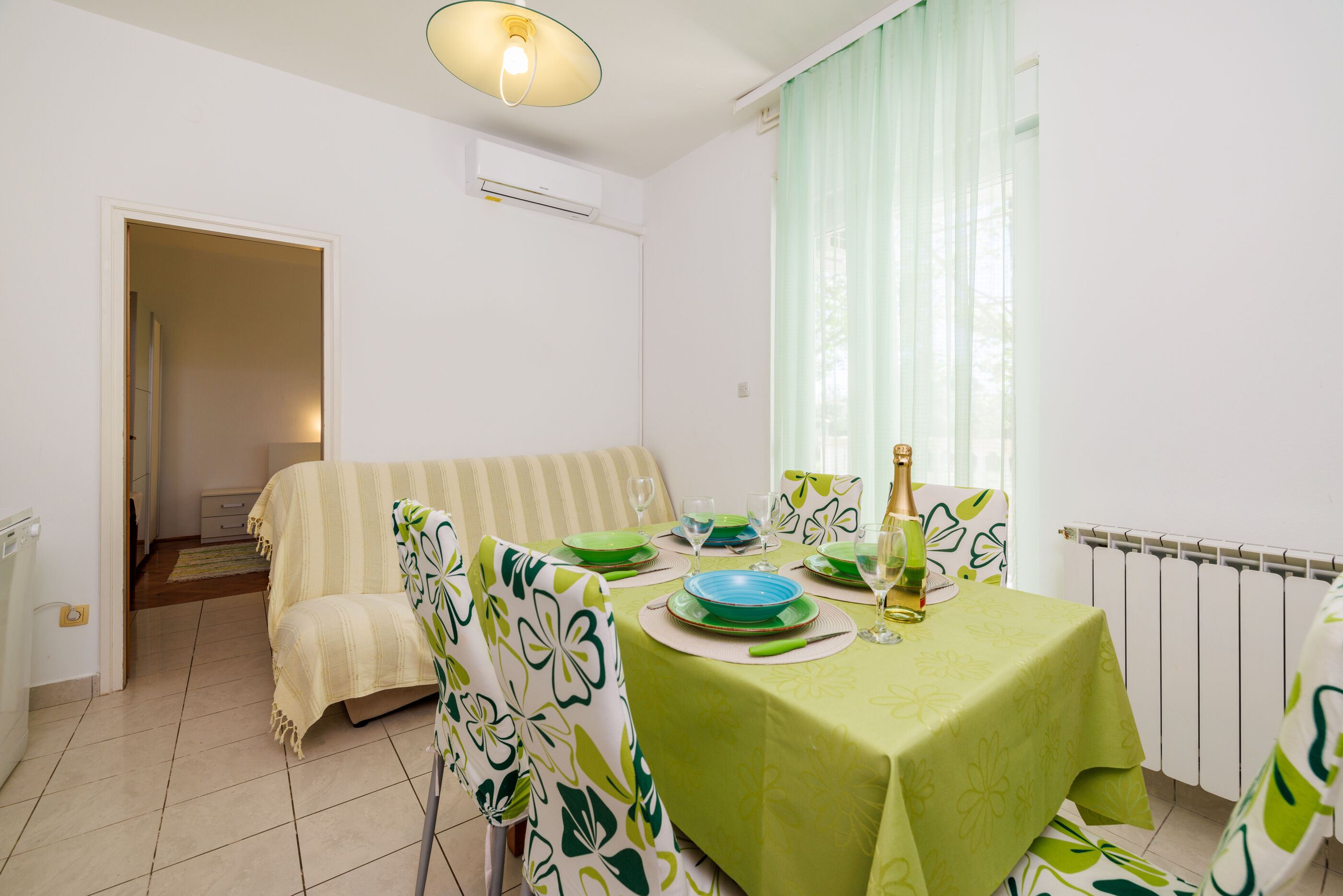Apartments and Room Petar 94145-A1