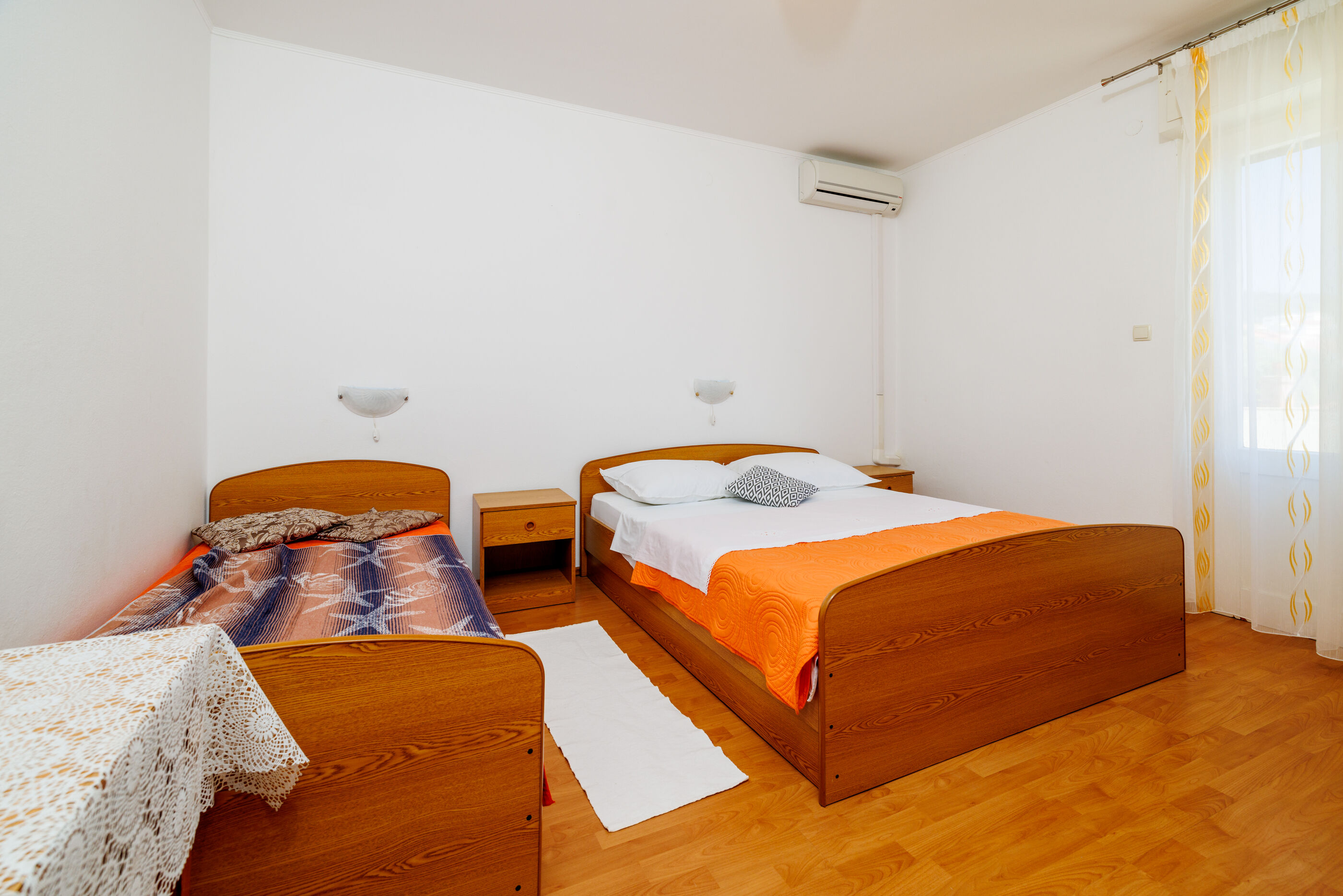 Apartments and Room Petar 94145-A2