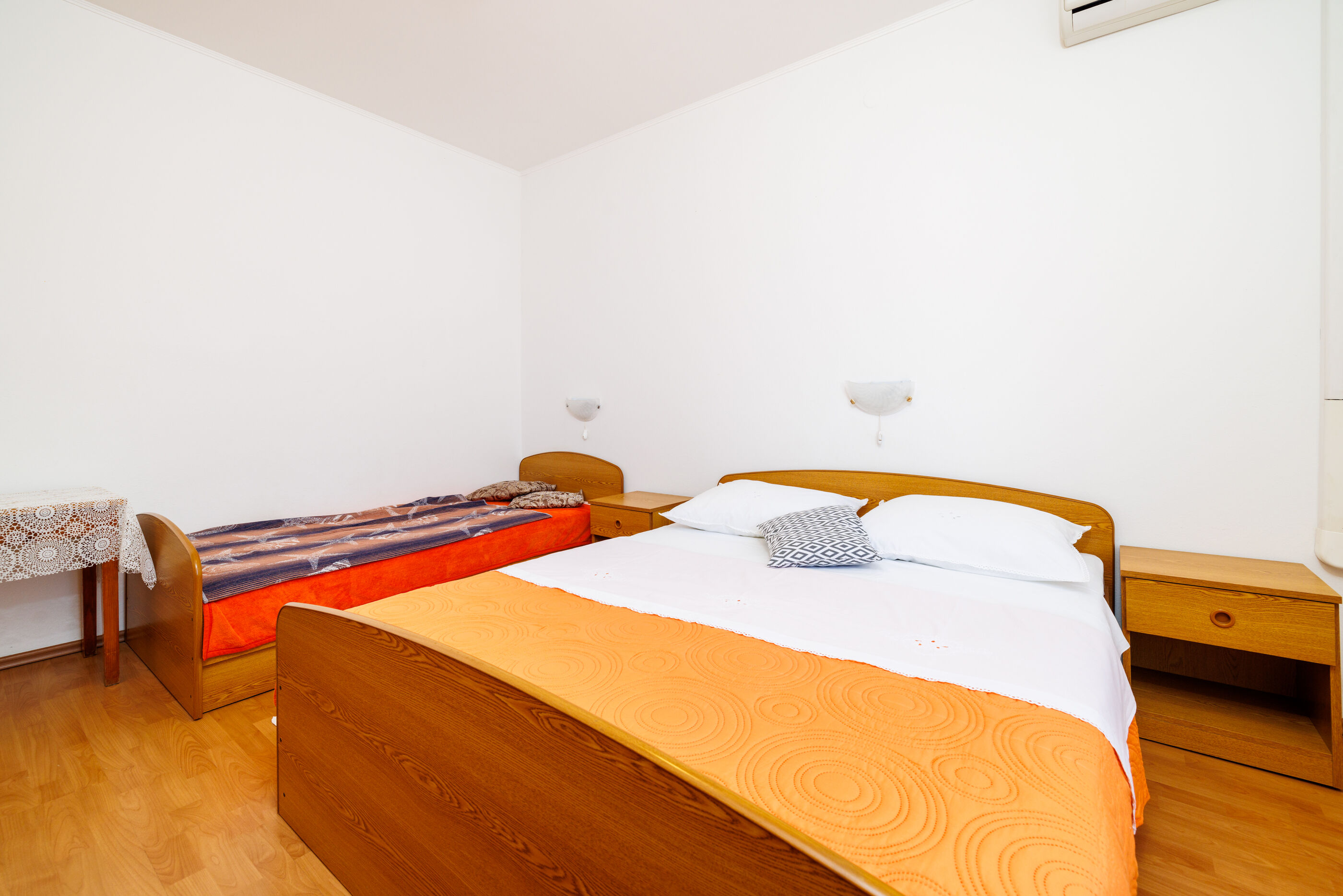 Apartments and Room Petar 94145-A2