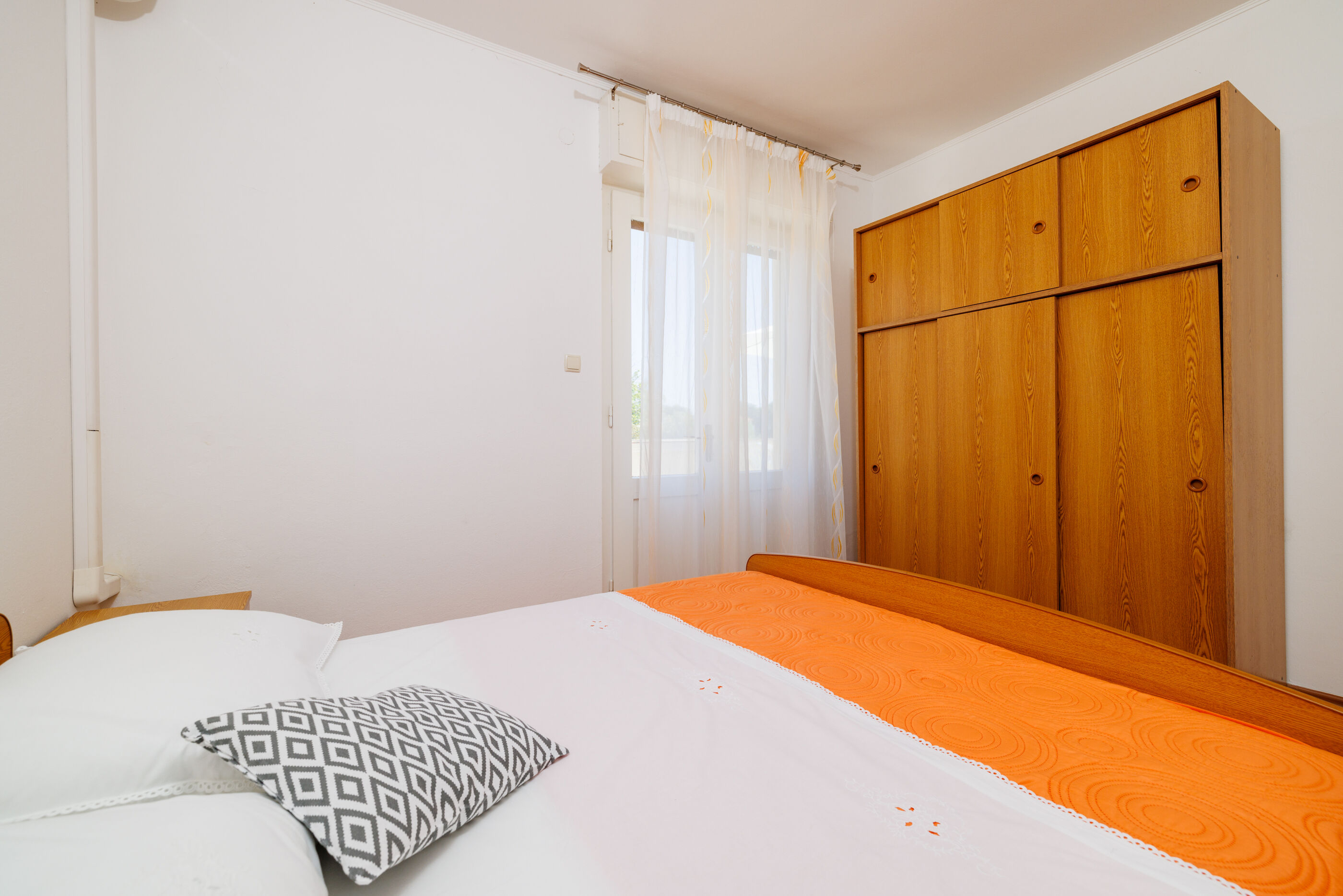 Apartments and Room Petar 94145-A2