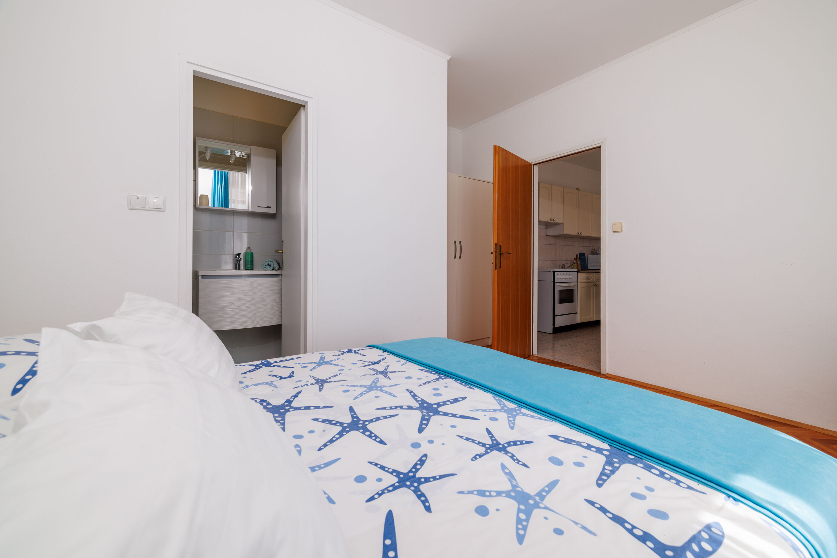 Apartments and Room Petar 94145-A3