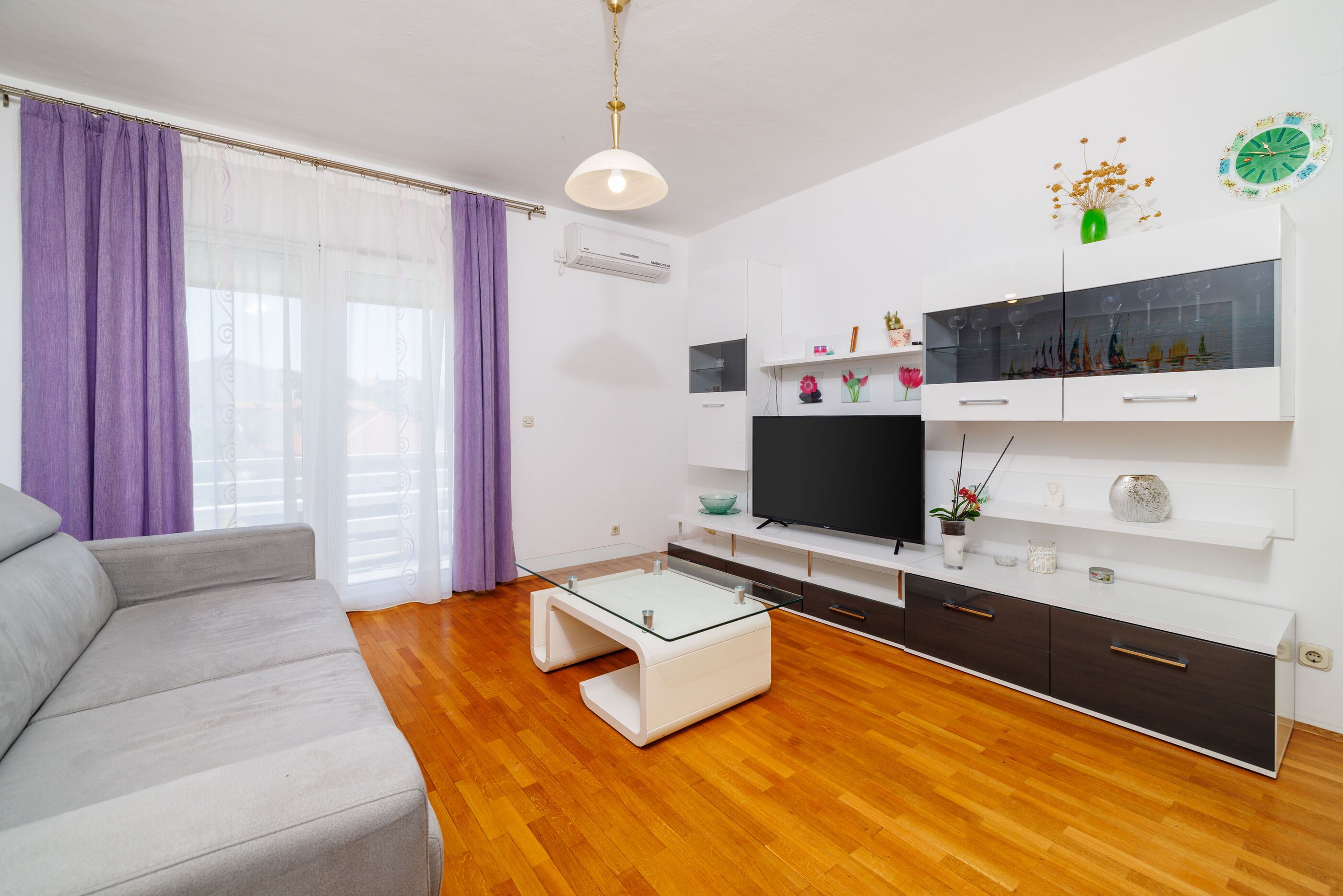 Apartments Tanya 94146-A1