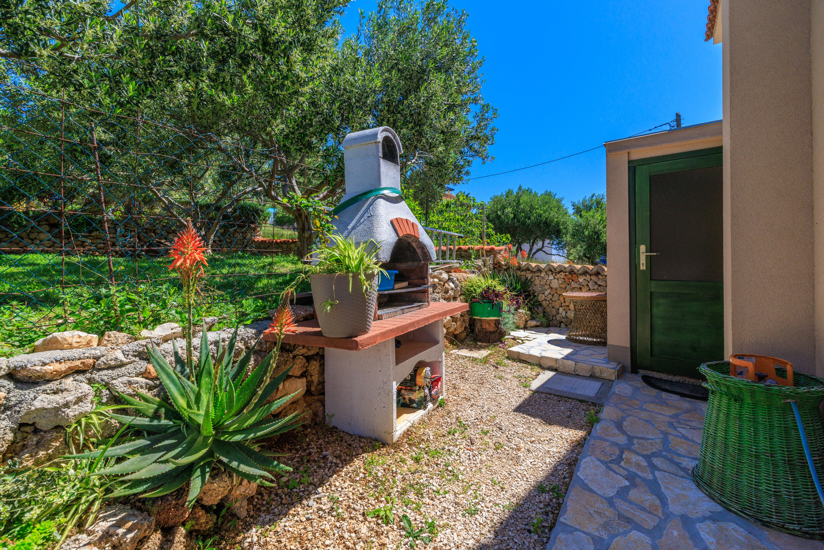 House Dragan D 97563-K1
