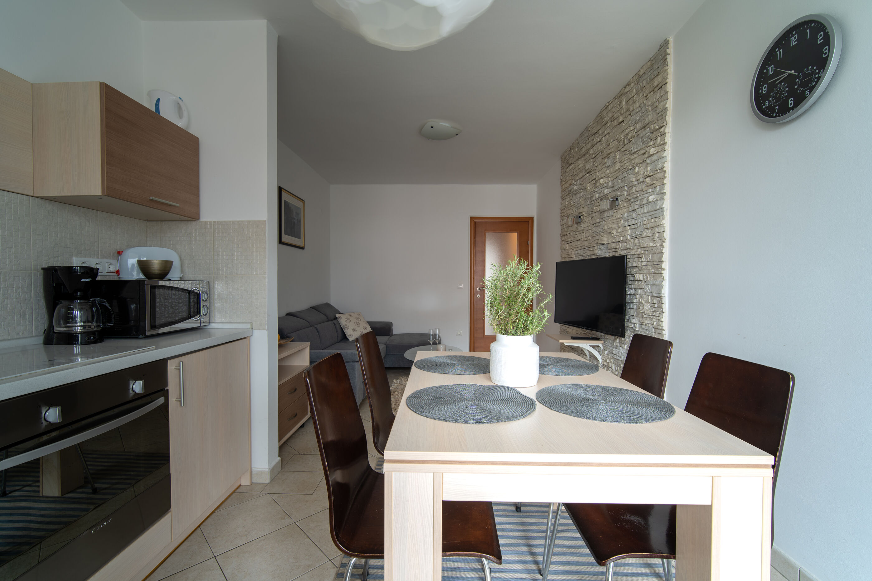 Apartments Valbruna 72981-A2