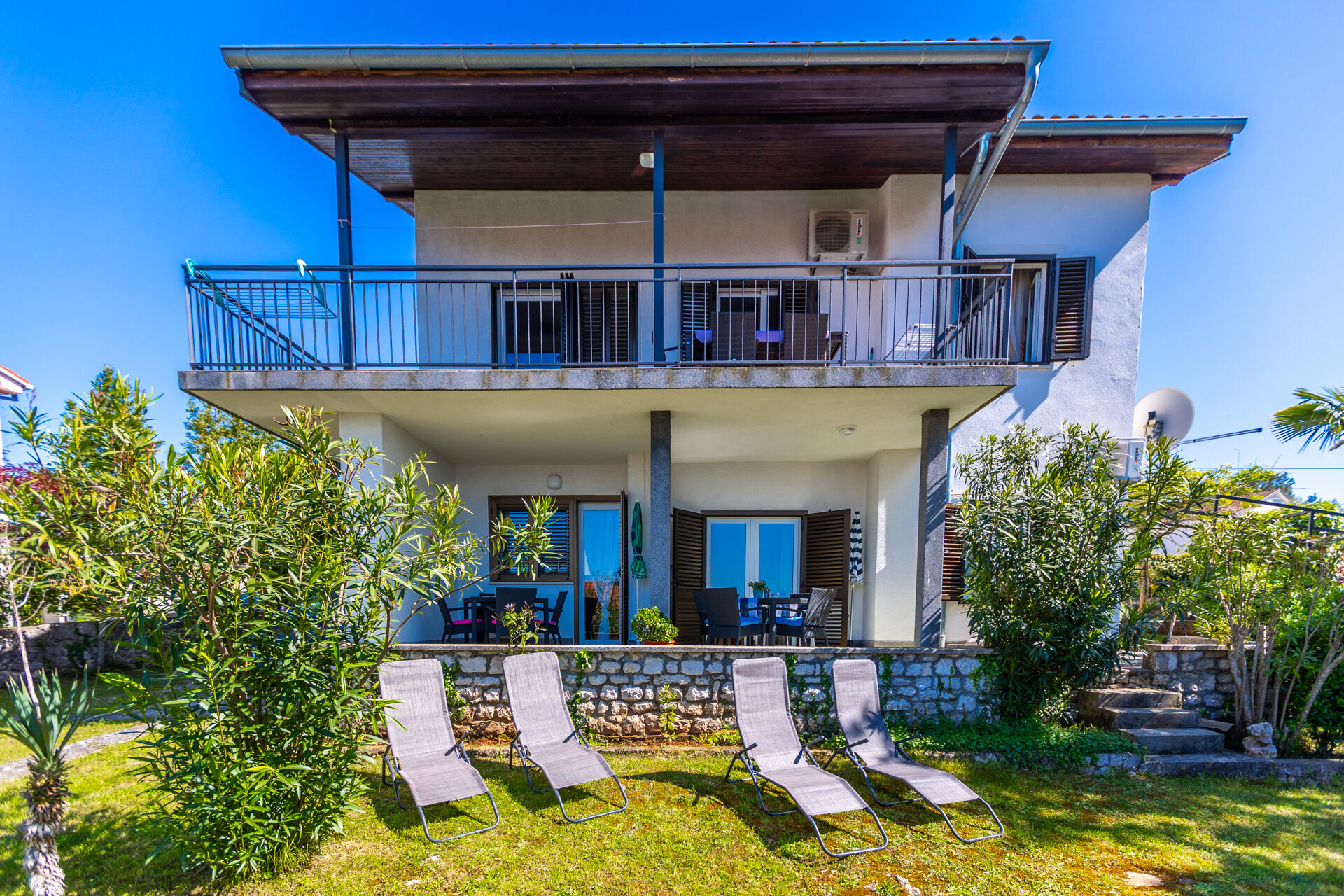 Apartments Vlatkica 83851-A2
