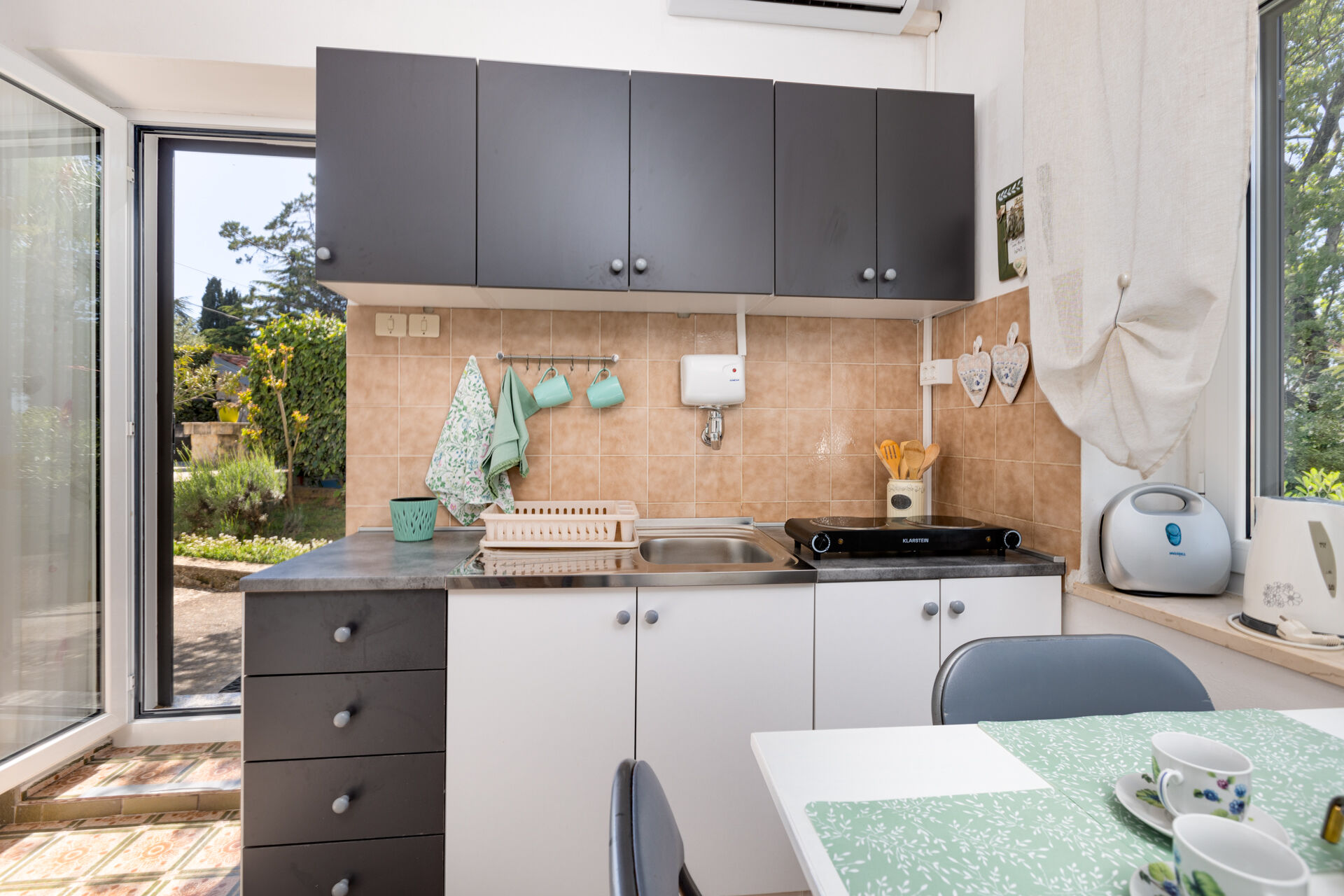 Apartments Vlatkica 83851-A2