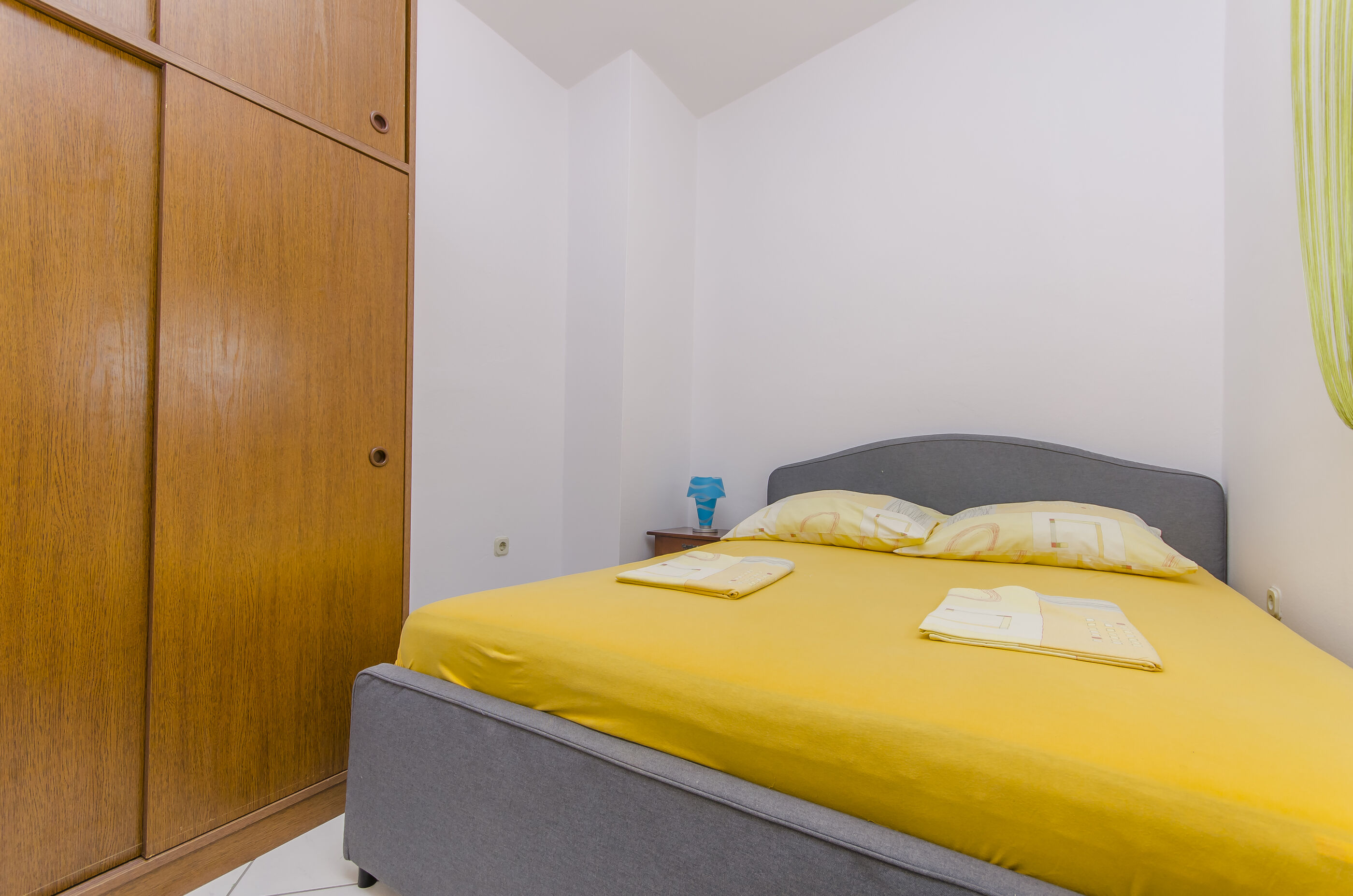 Apartments Ivan 78231-A1