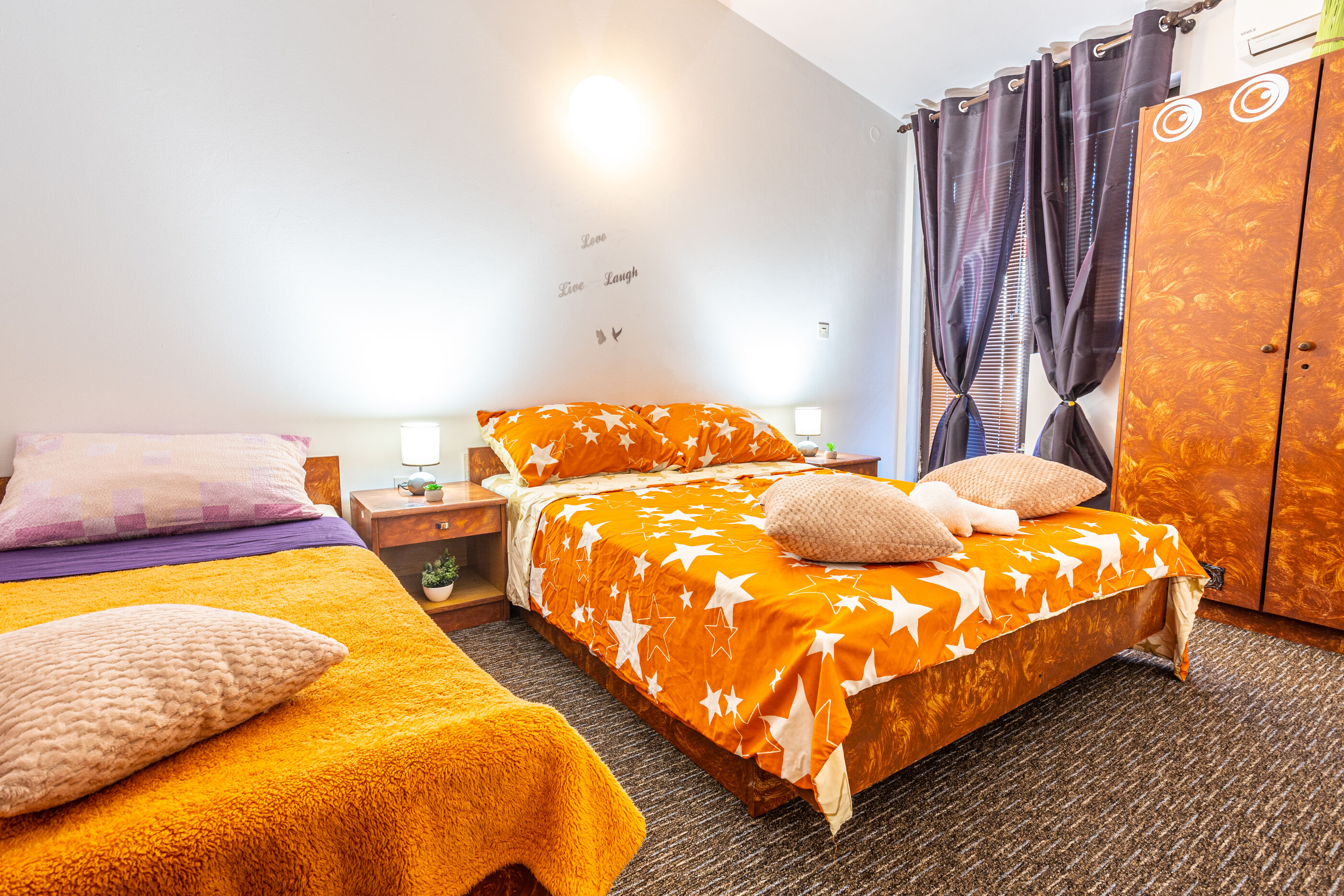 Apartment B&I 100831-A1