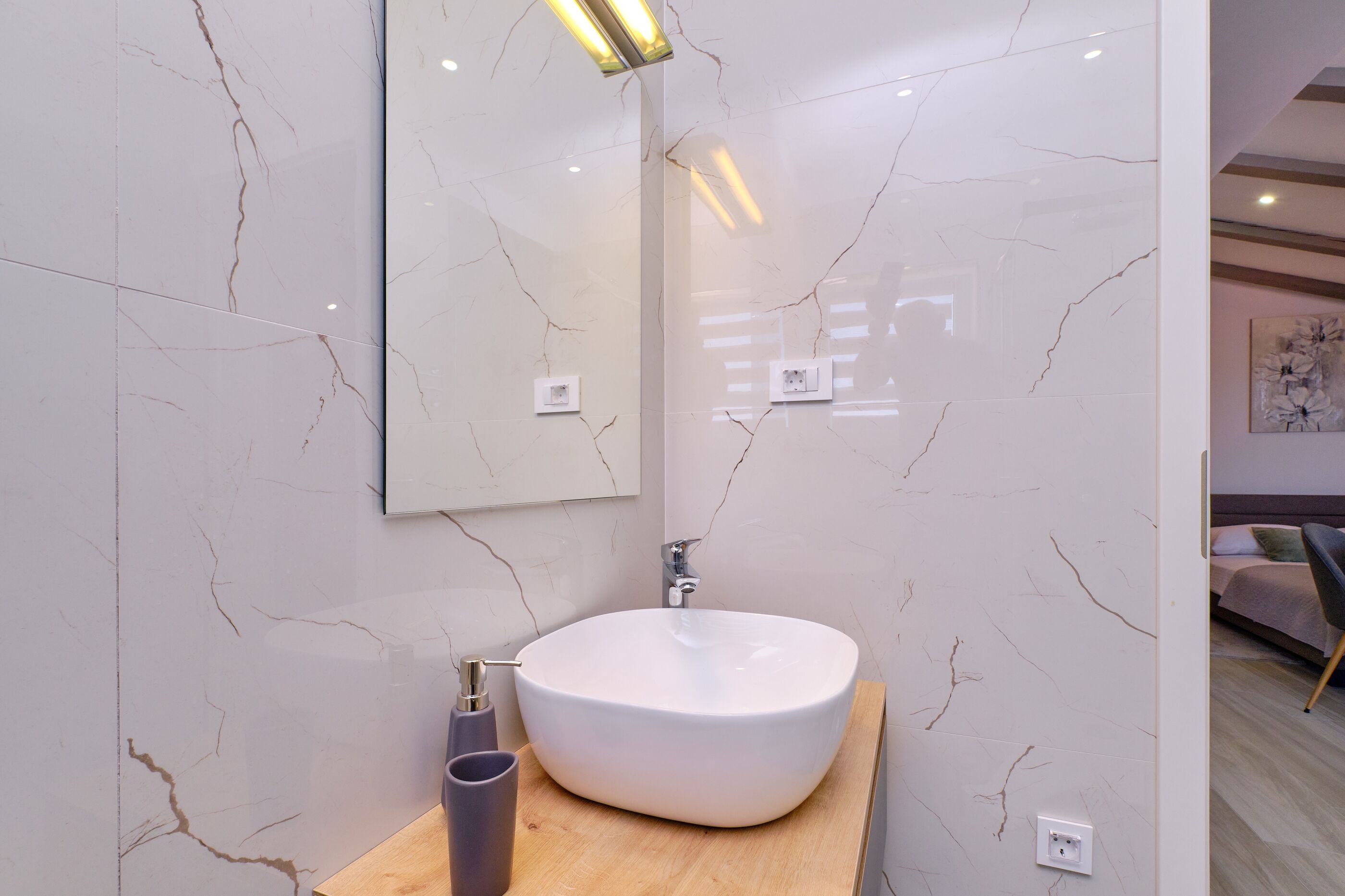 Apartments NIKOLINA 4 STAR 17521-A2