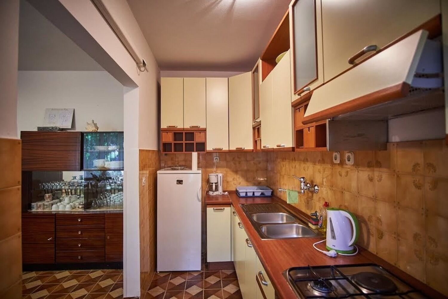 Apartments Ivan 10172-A1