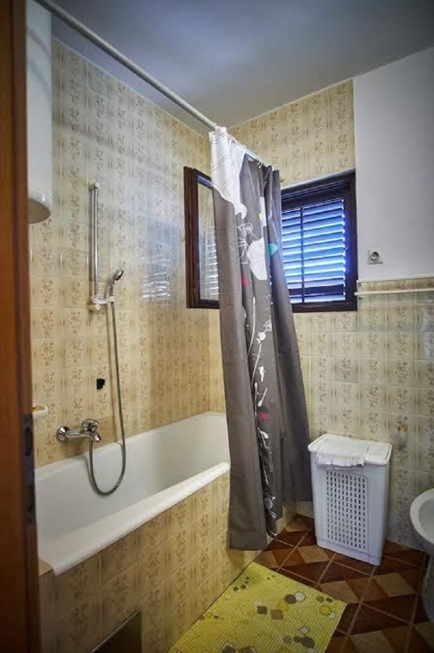 Apartments Ivan 10172-A1