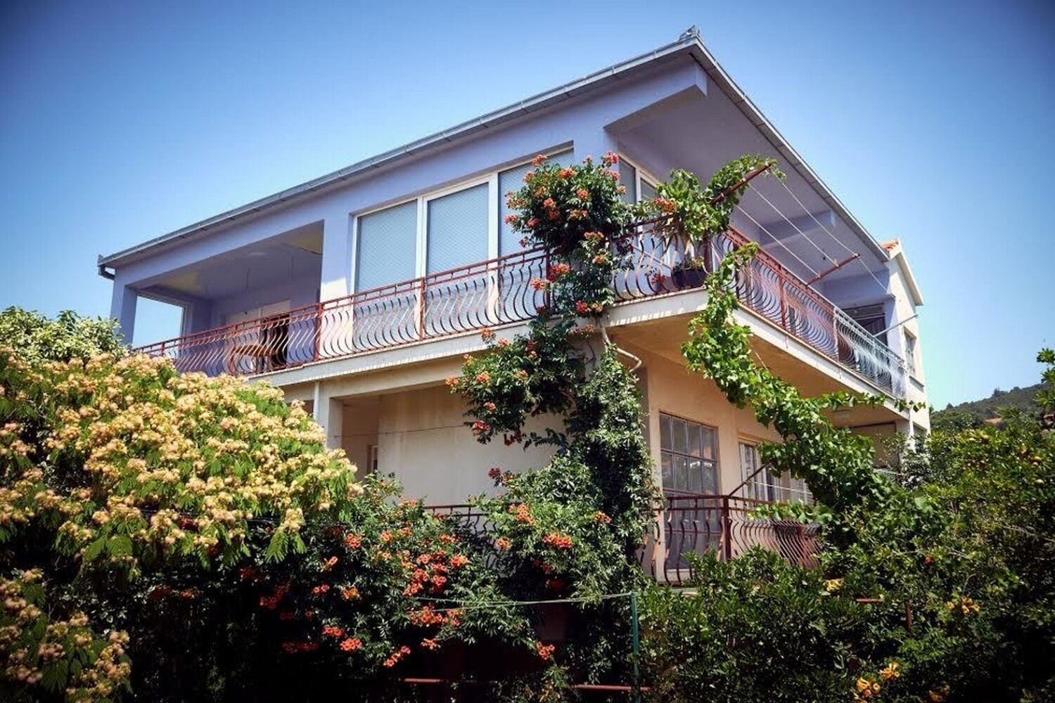 Apartments Ivan 10172-A2