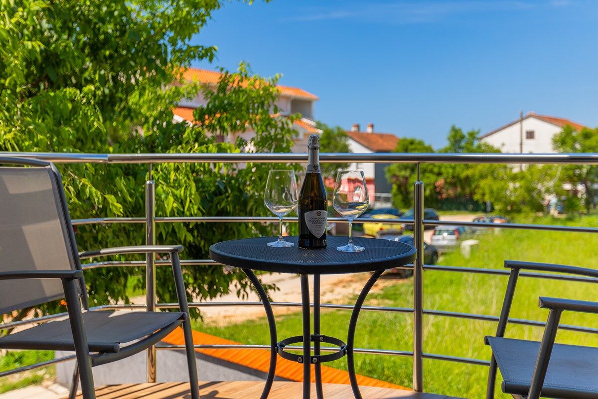Villa Lara 2 74279-K1
