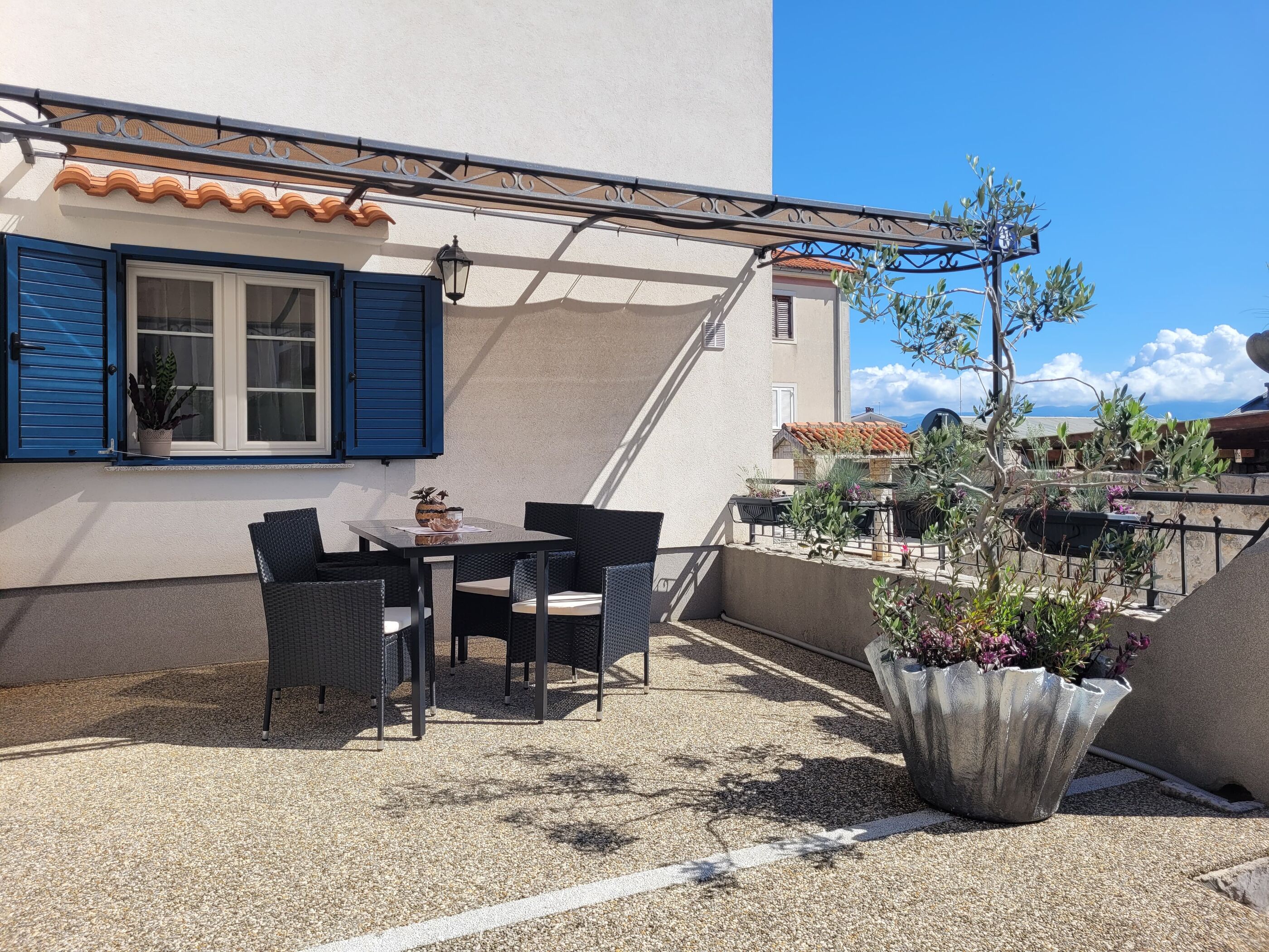 Apartments Silvijo 94090-A1