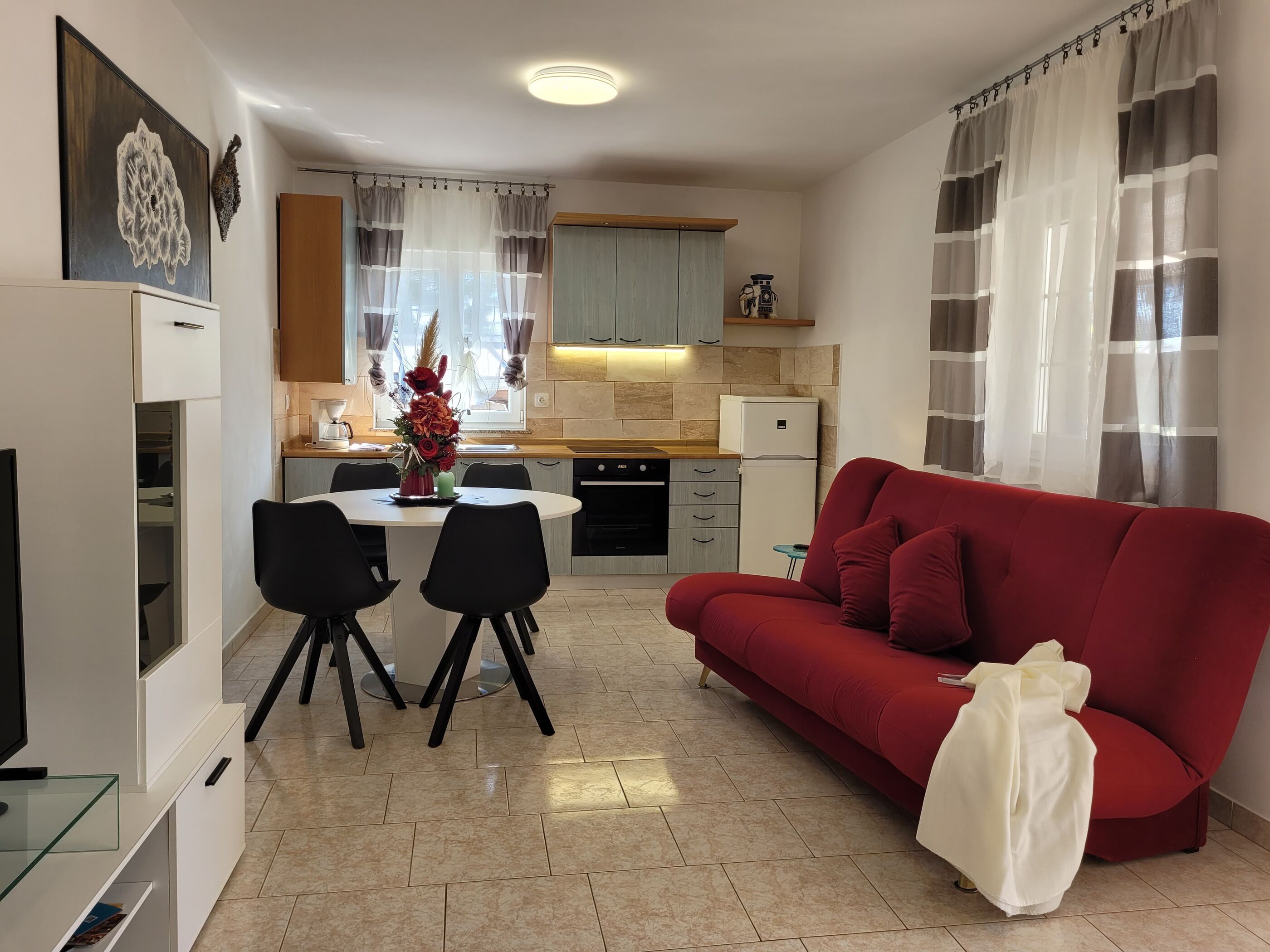 Apartments Silvijo 94090-A1