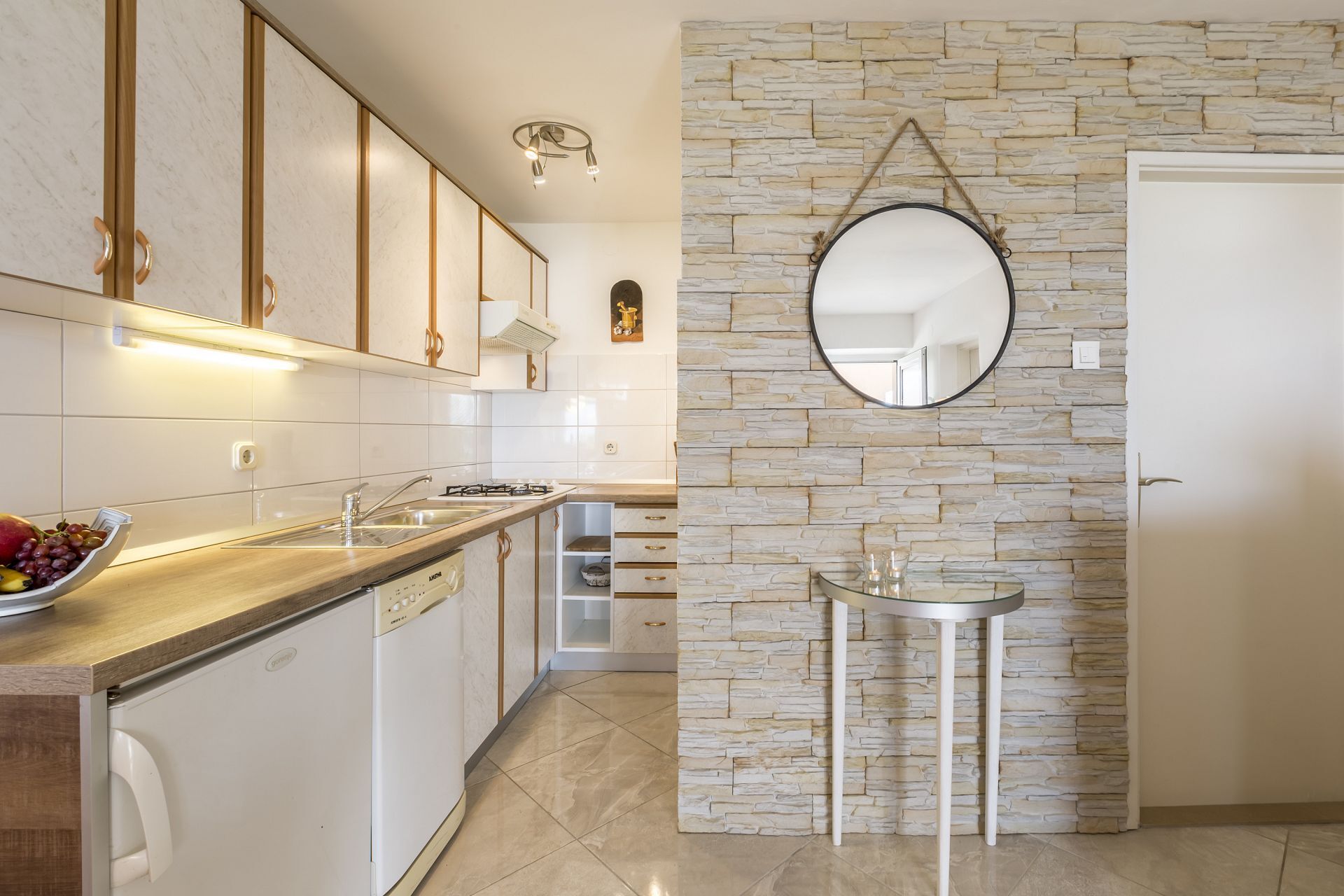 Apartments Matea 101881-A3