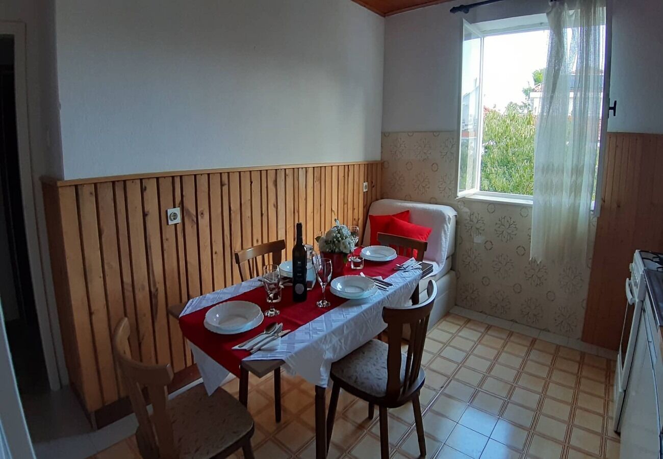 Apartments Mar 101901-A3