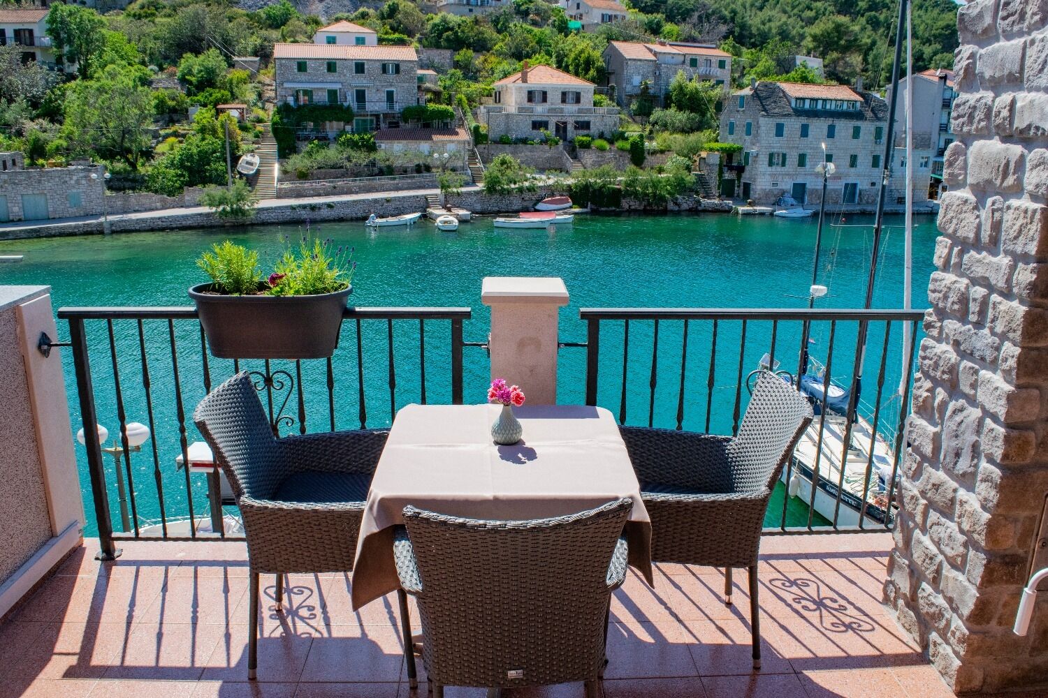 Apartments Daira 102041-A1