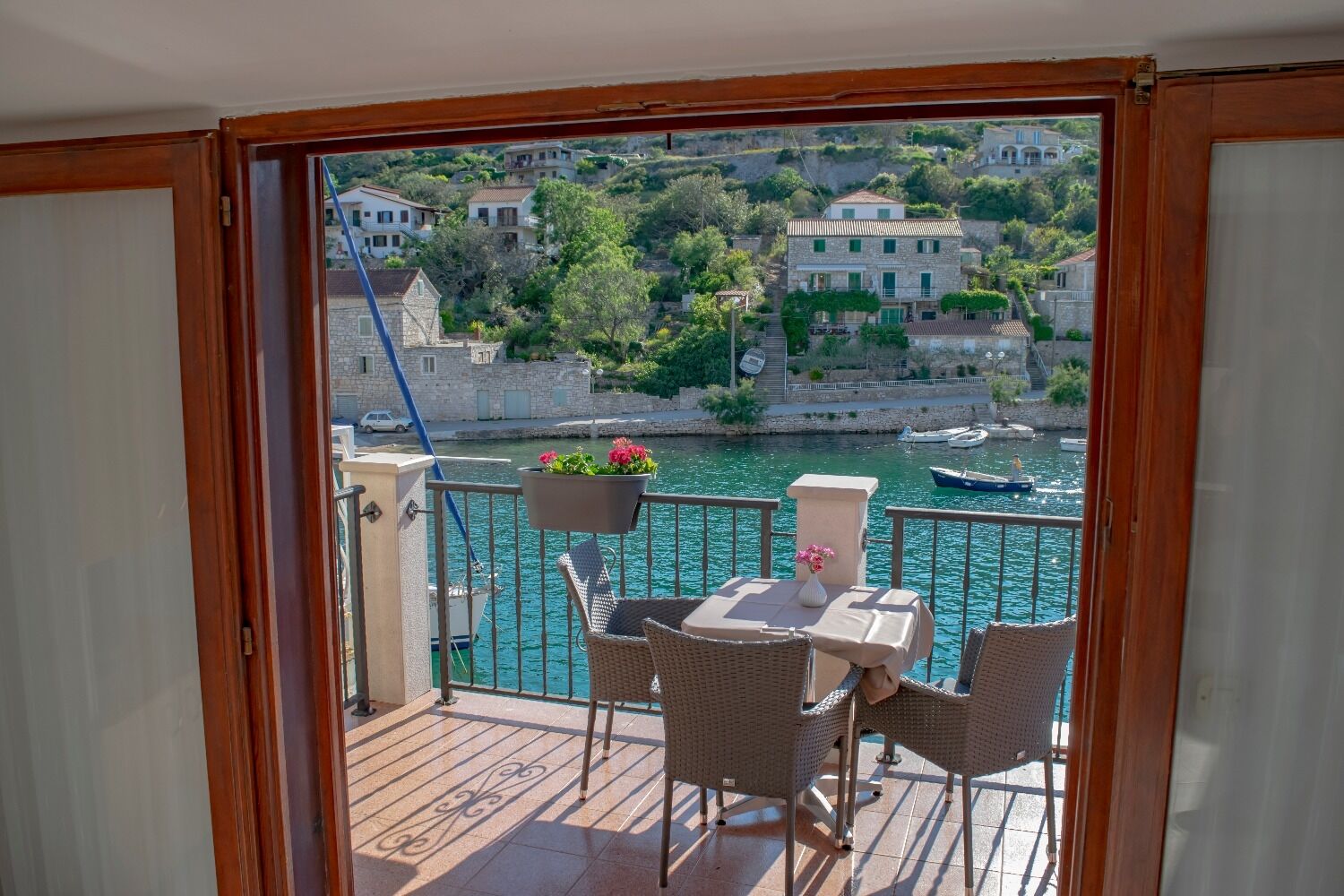 Apartments Daira 102041-A2