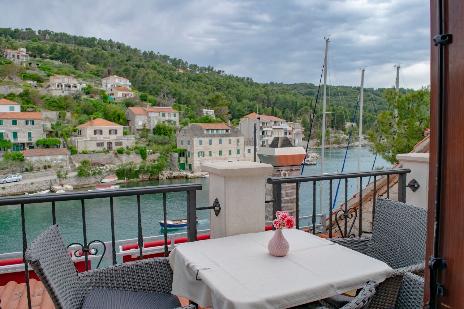 Apartments Daira 102041-A3