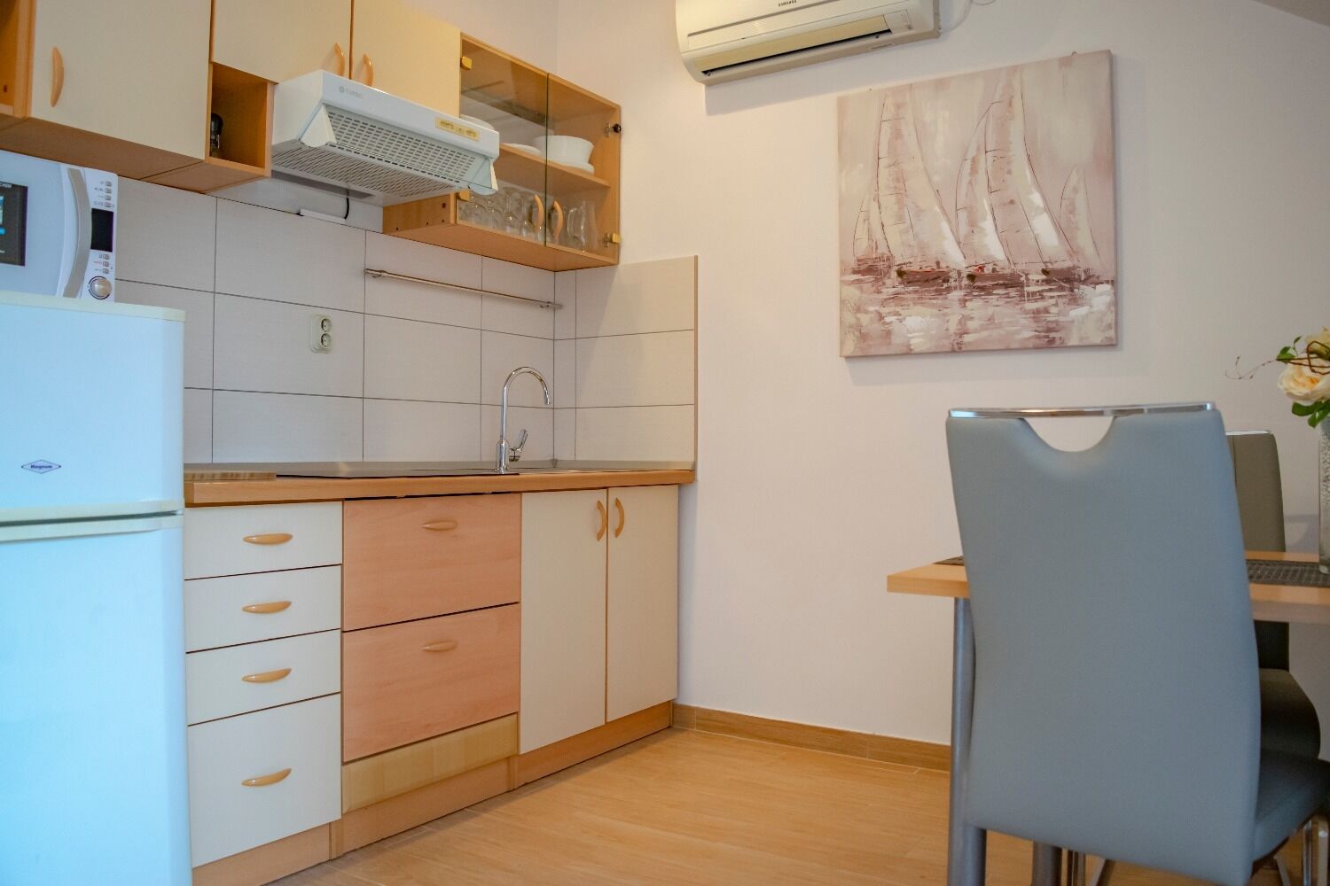 Apartments Daira 102041-A3