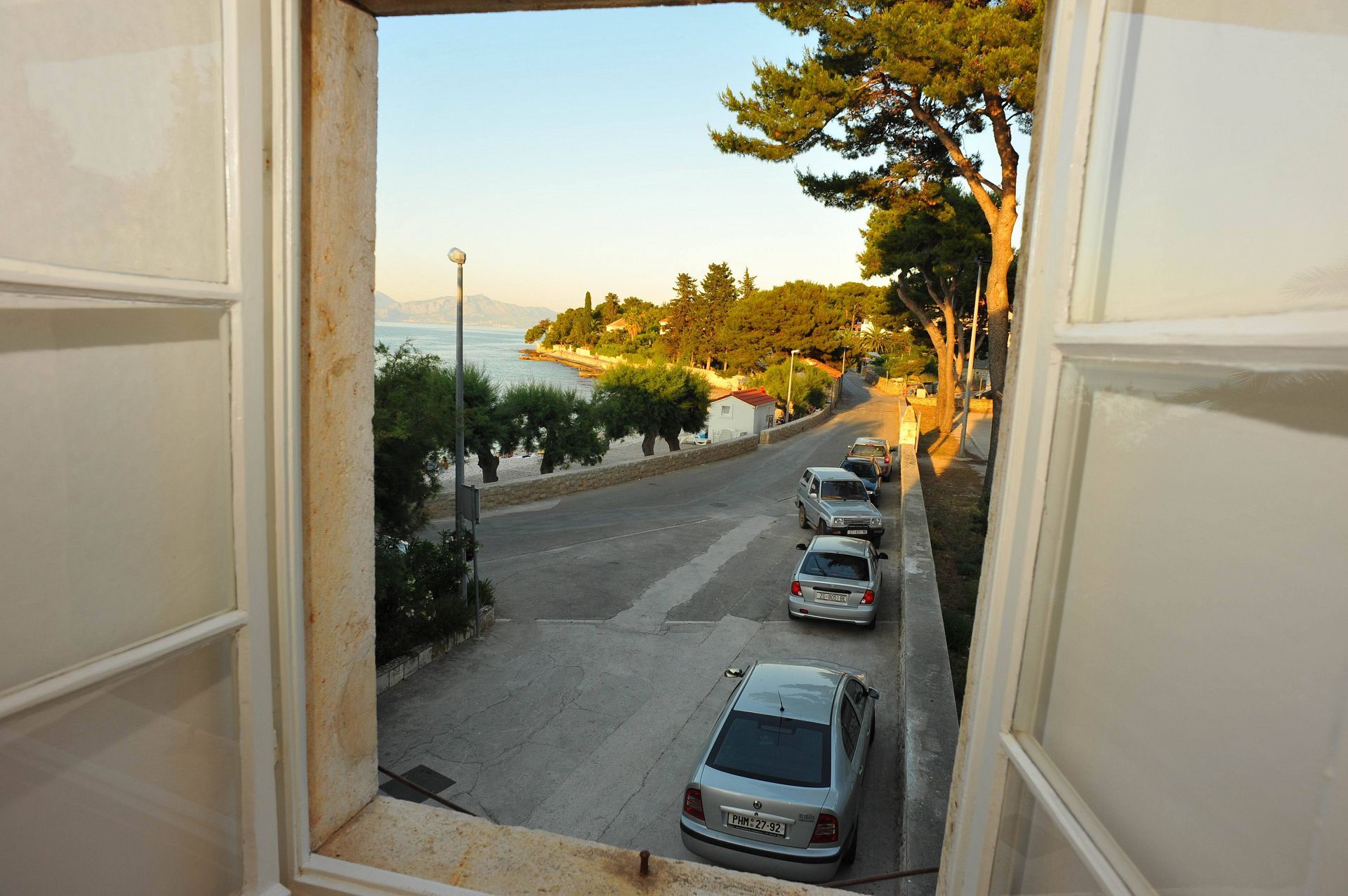 Apartments Piv 102111-A2