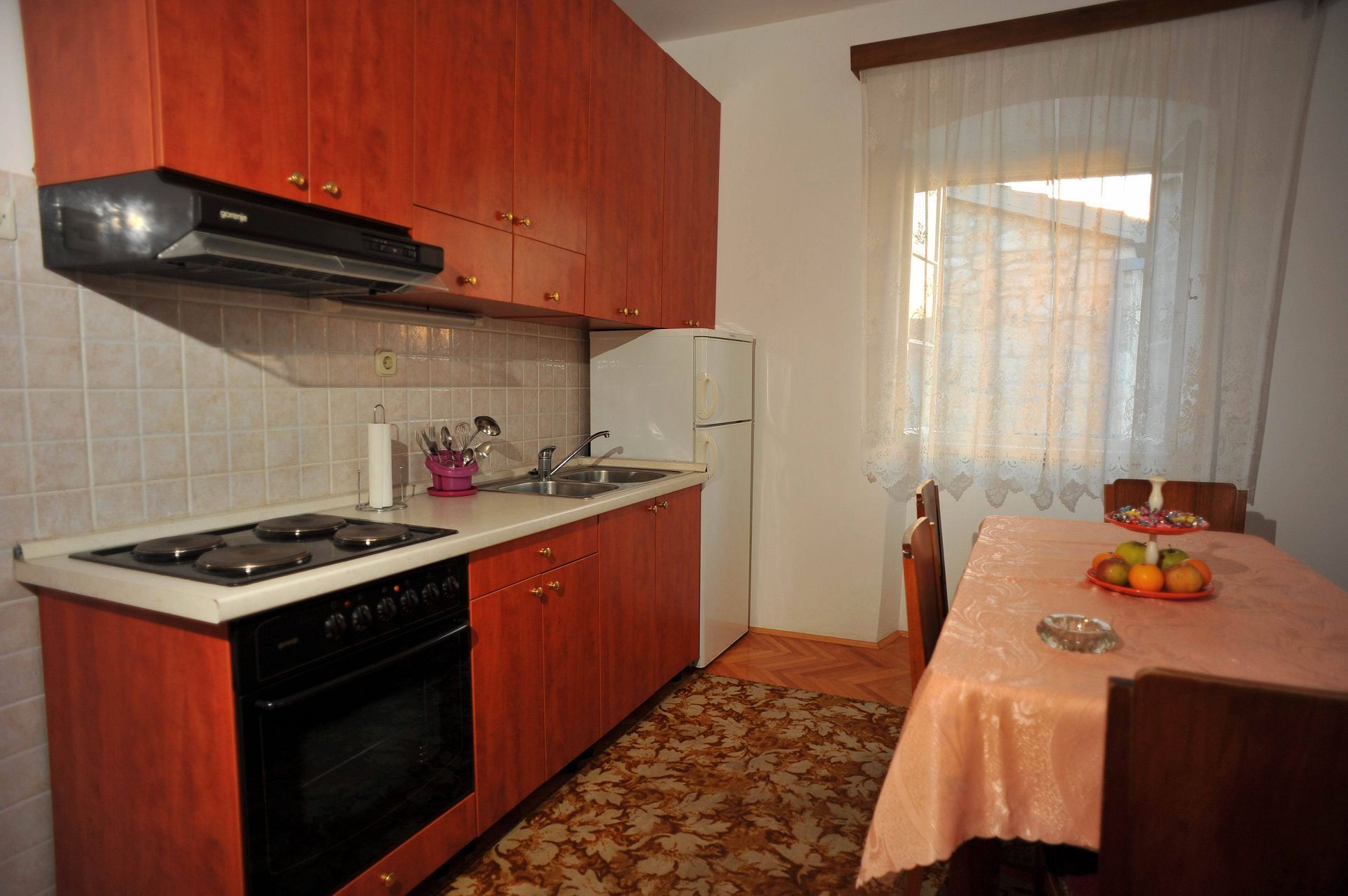 Apartments Piv 102111-A3