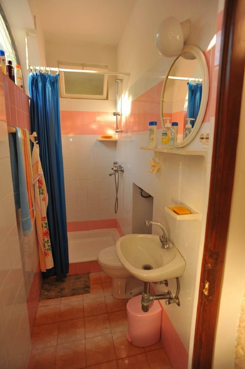 Apartments Piv 102111-A4