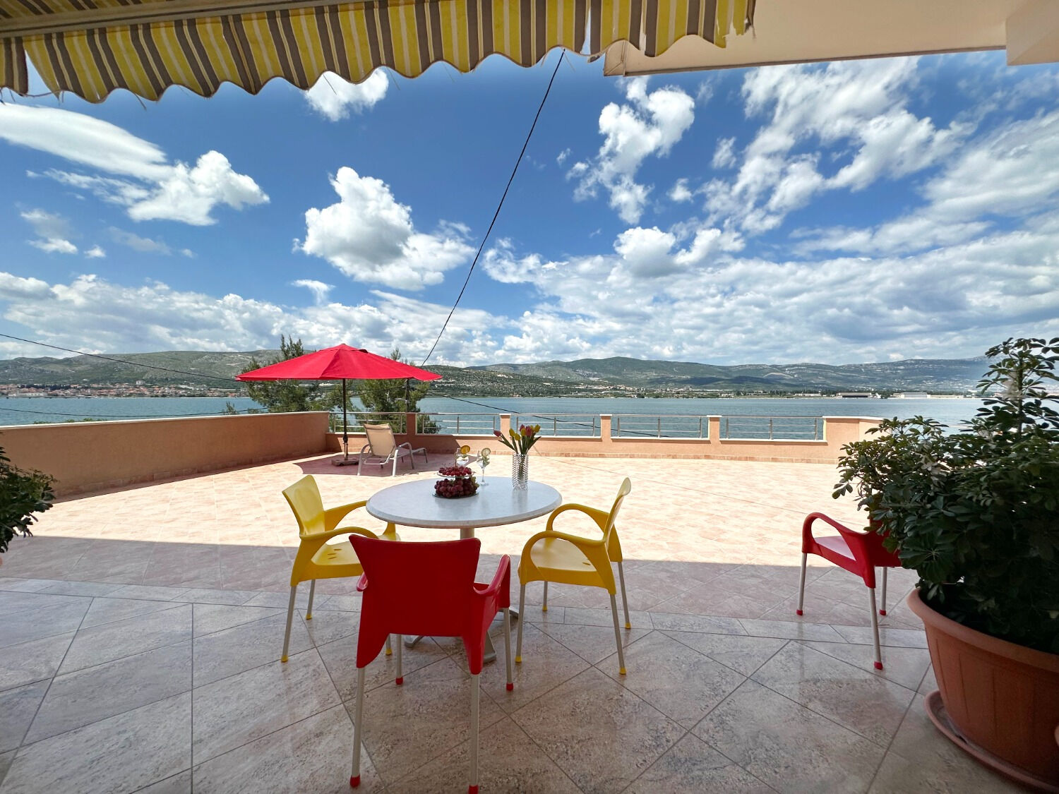 Apartments Vini 102141-A1