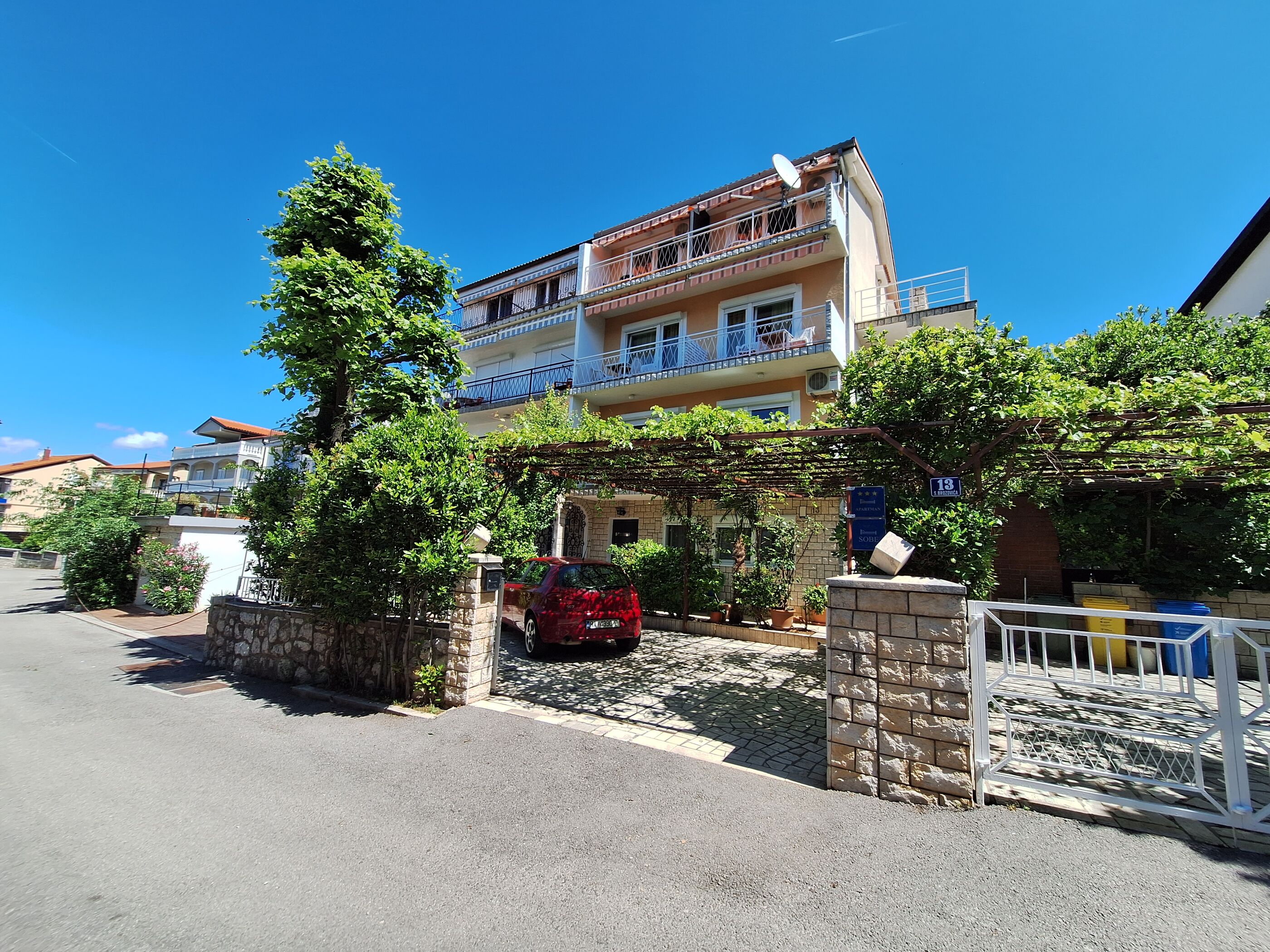 Apartments Domi 101301-A1