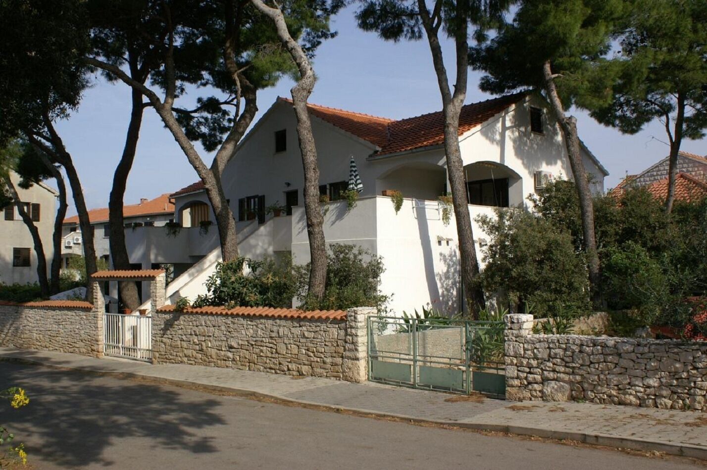 Apartments Dinka 10225-A2