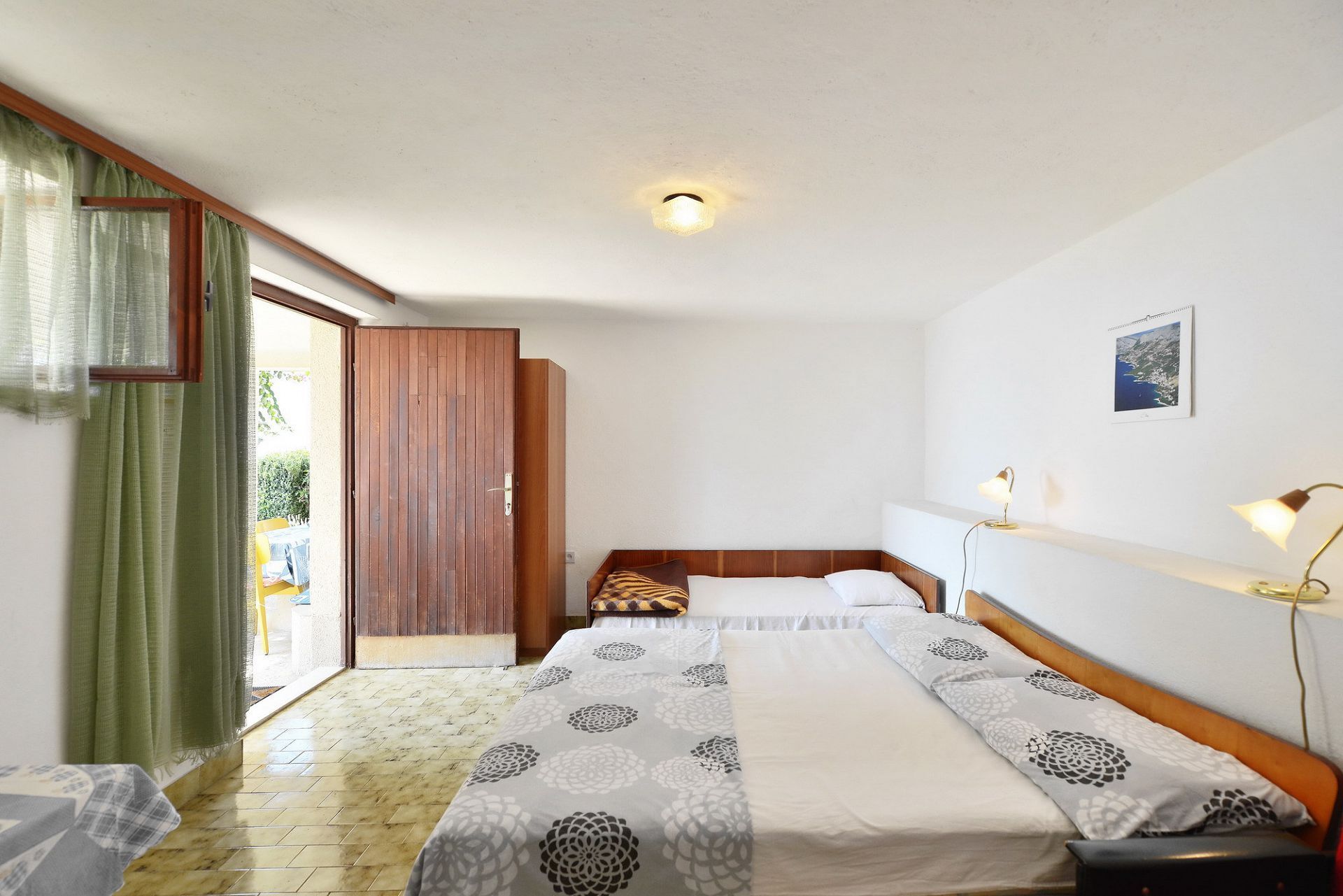 Apartments Goran 102271-A1