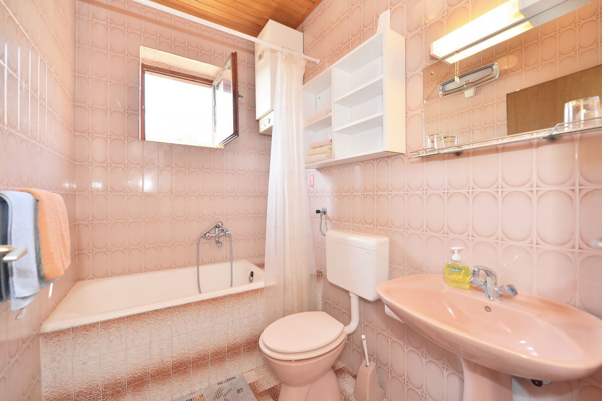 Apartments Goran 102271-A3