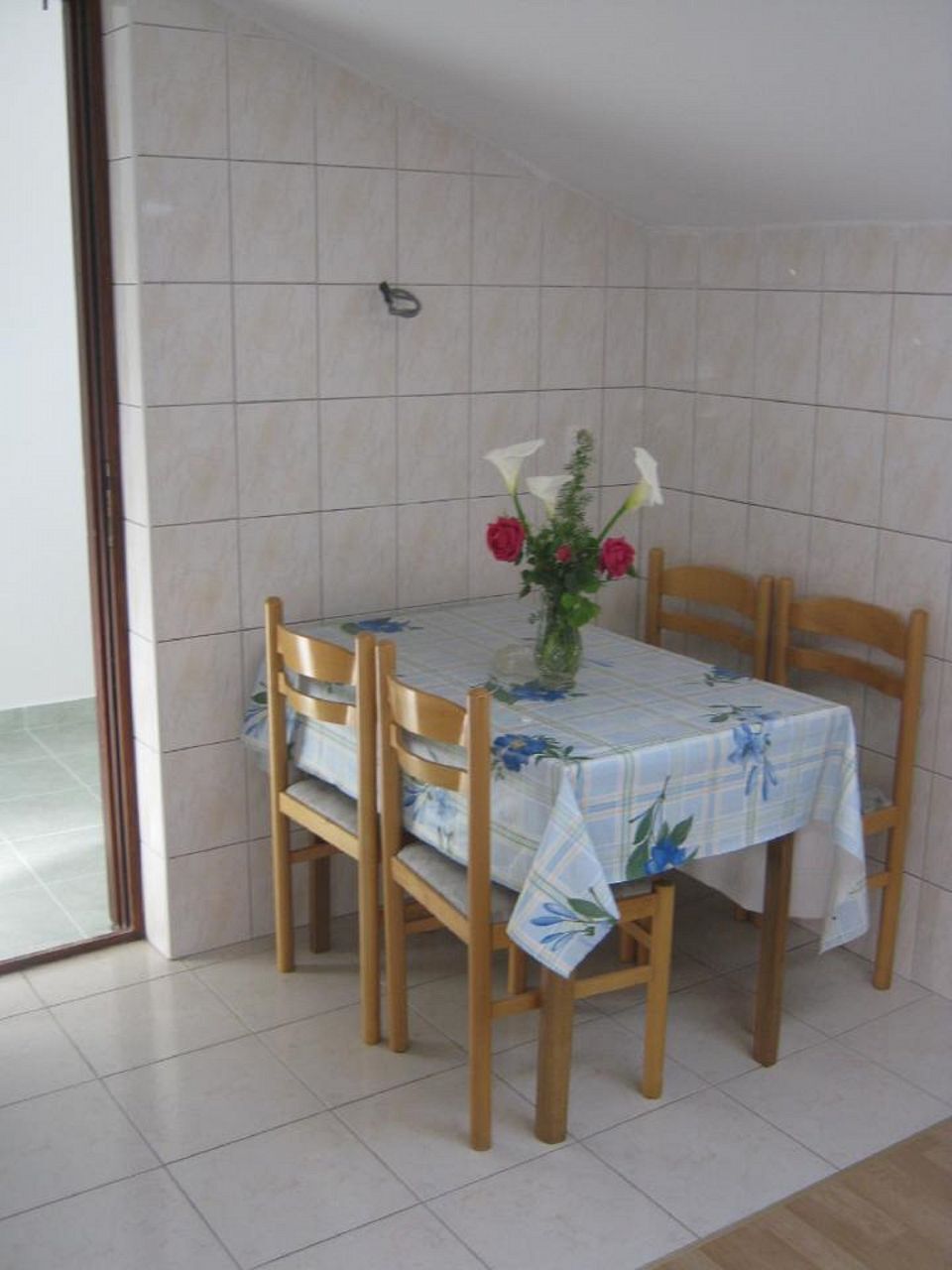 Apartments Nik 102311-A1