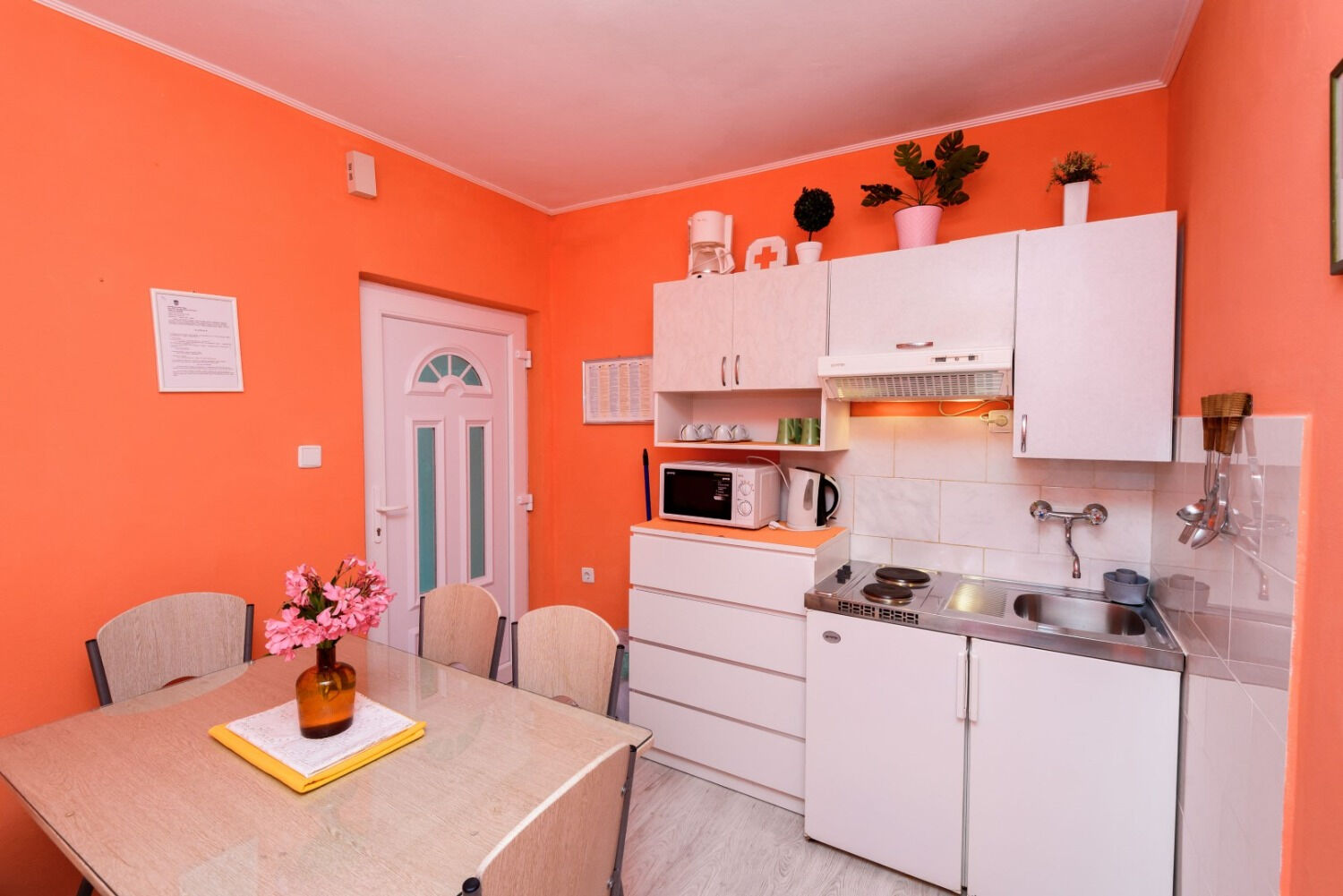 Apartments Goge 102321-A1
